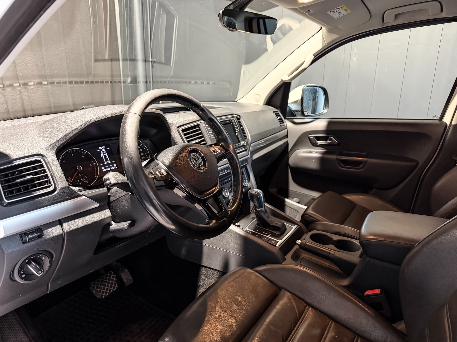 VW Amarok 3.0TDI Highline 4Motion Automatic-image-8