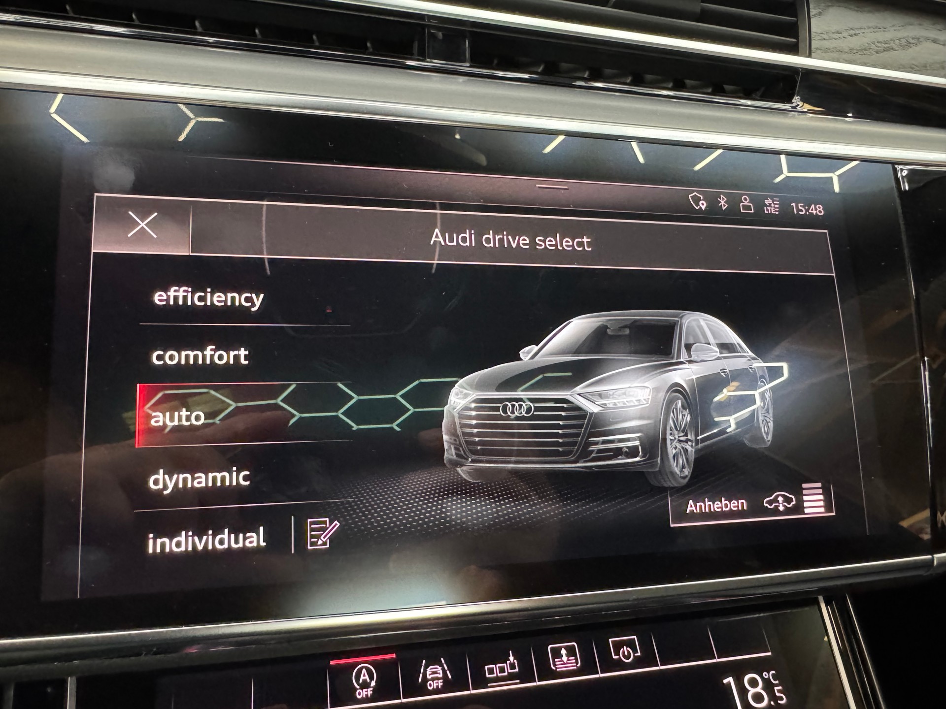 AUDI A8 55 TFSI quattro tiptronic-image-22