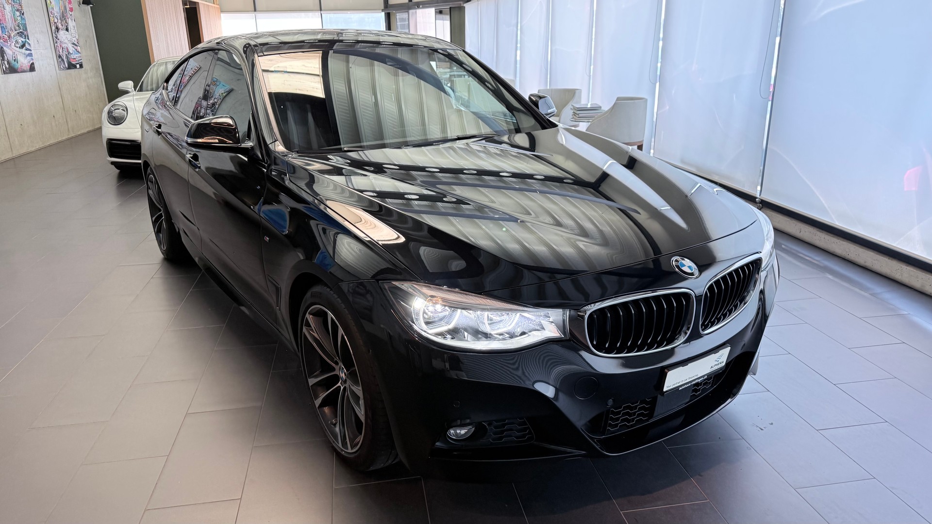 BMW 330i xDrive SAG Gran Turismo-image-1