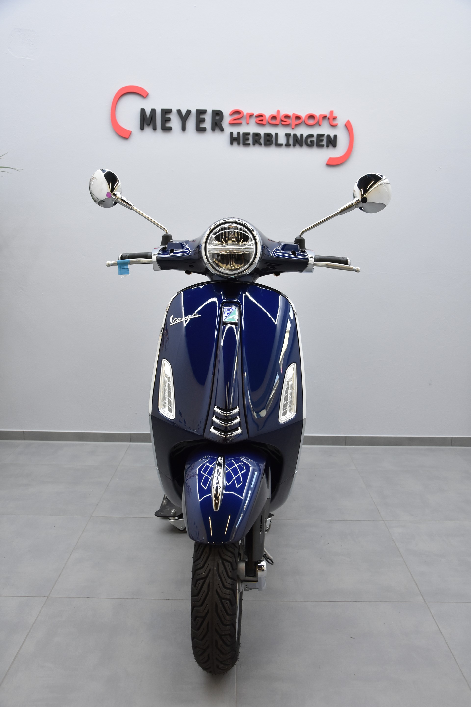 PIAGGIO Primavera 125 ABS MY26 E5+-showroom-element-2
