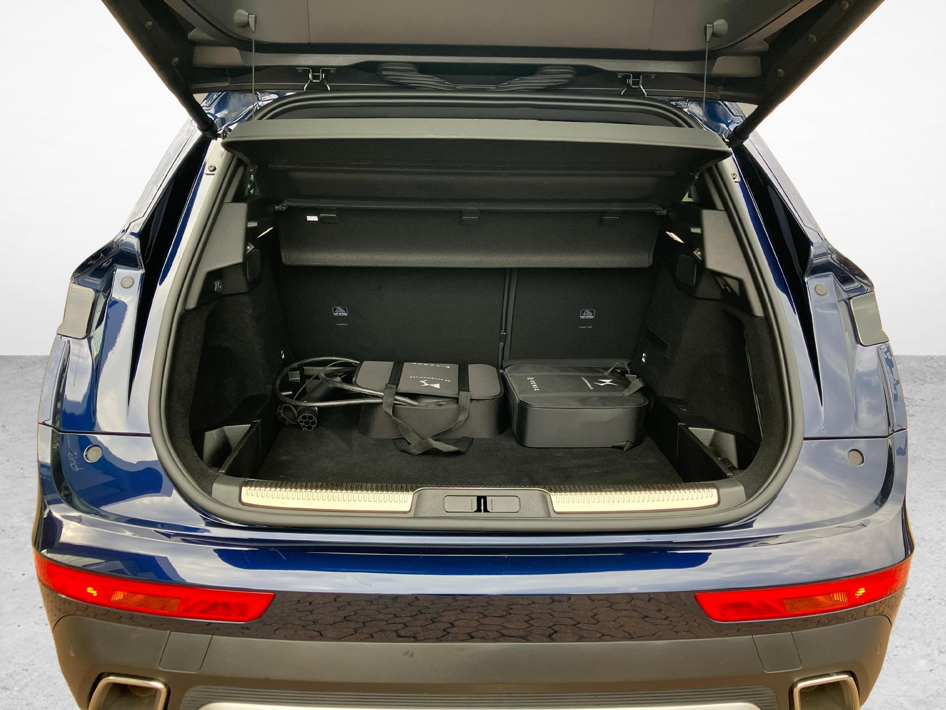 DS AUTOMOBILES 7 1.6 E-Tense Pallas 4x4-image-11