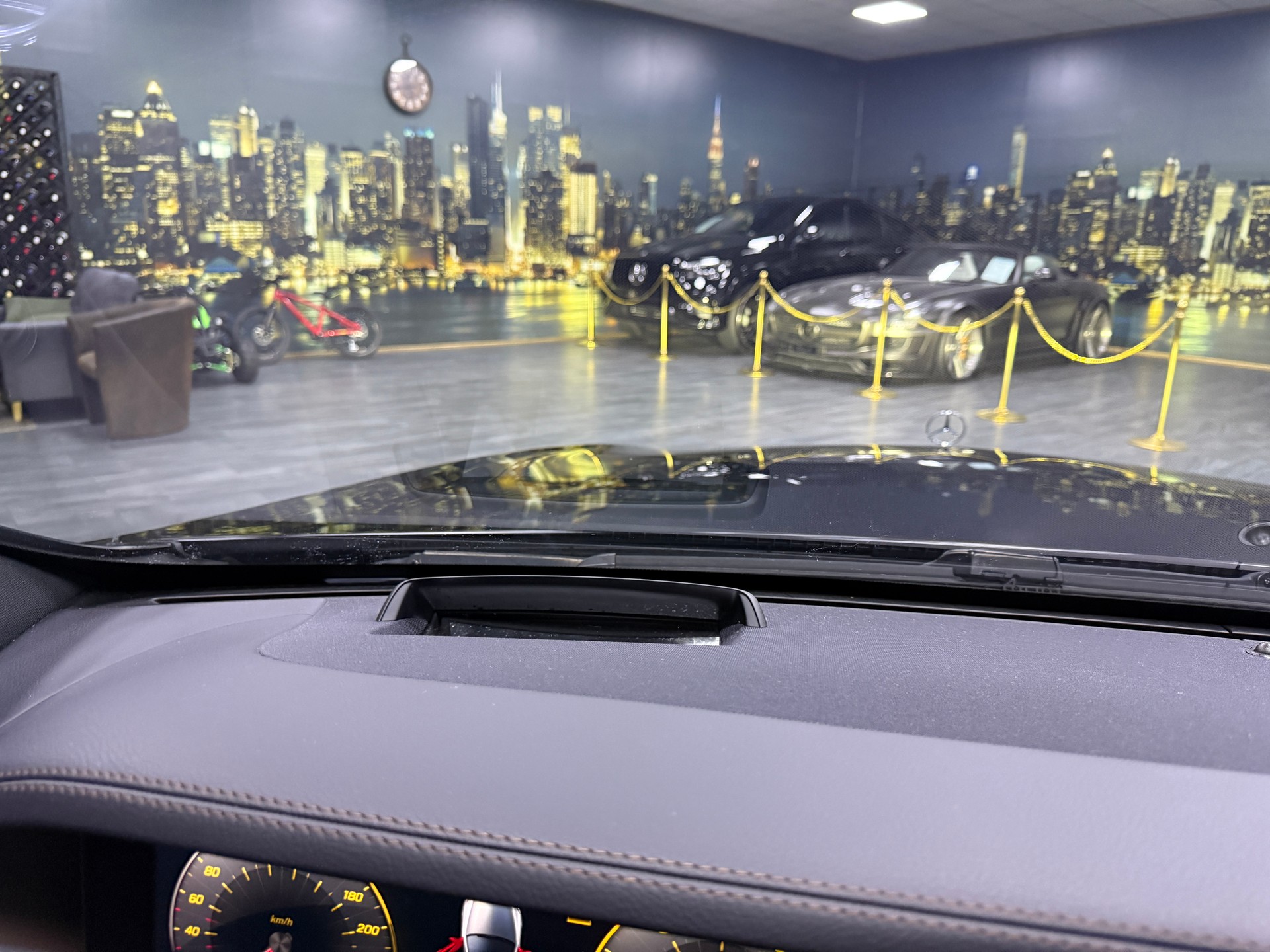 MERCEDES-BENZ S 560 L 4Matic 9G-Tronic-image-10