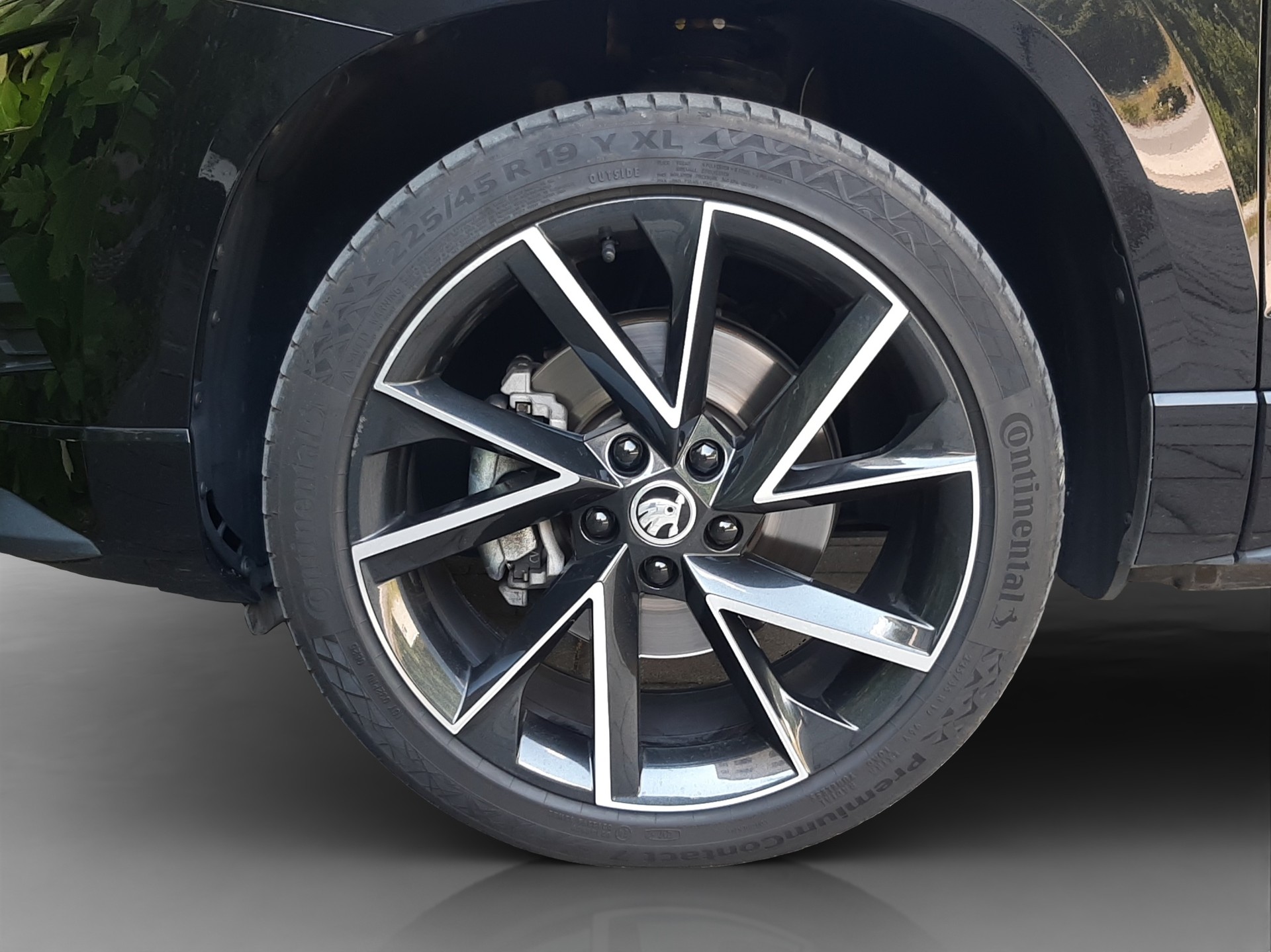 SKODA Karoq 2.0 TSI SportLine DSG 4x4-image-14