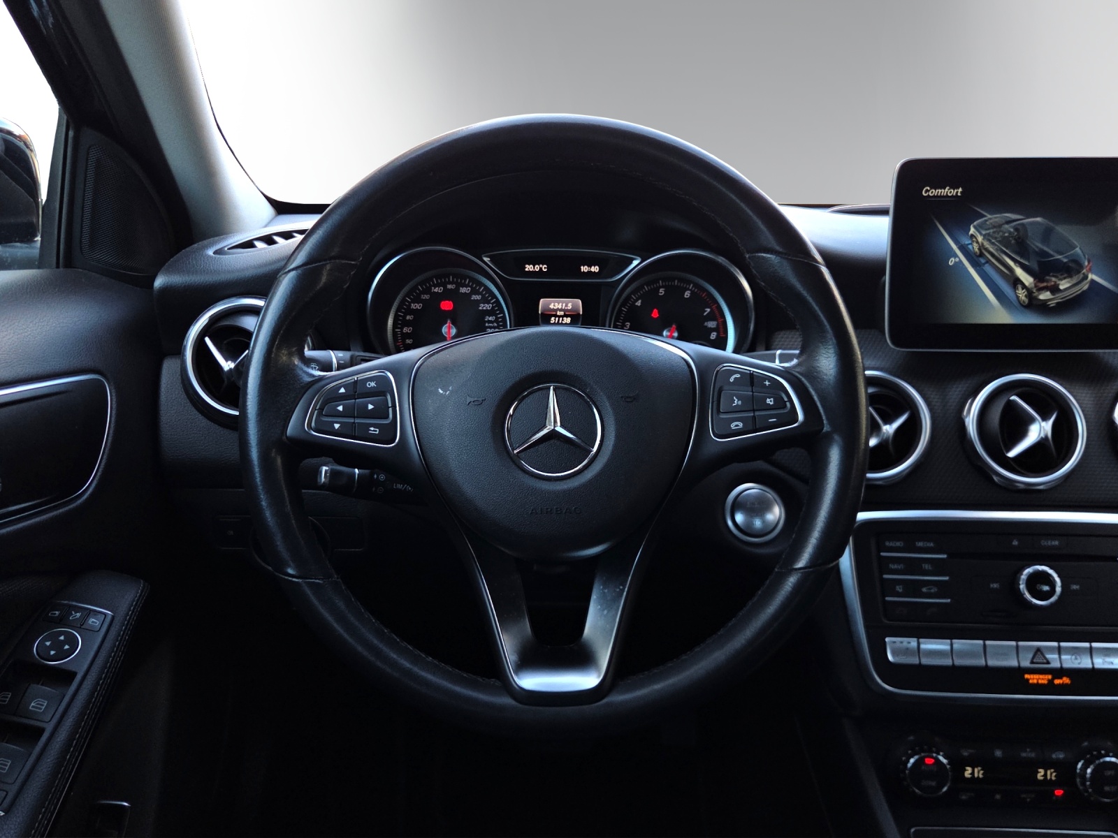 Image MERCEDES-BENZ GLA-220 GLA 220 4Matic 7G-DCT