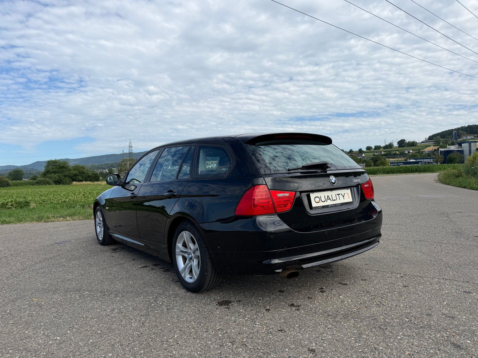BMW 318-image-6