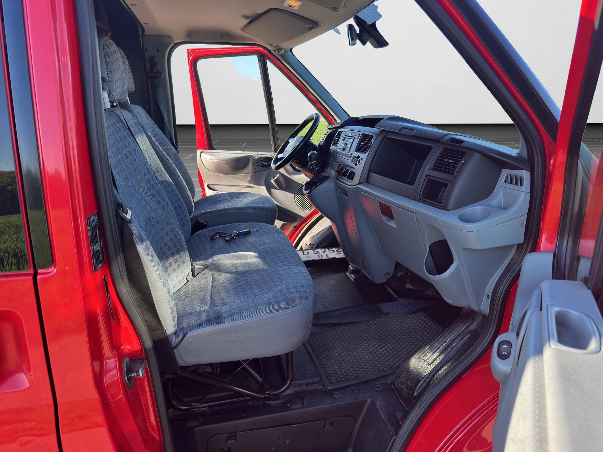 FORD Transit 2.2 TDCi 280 S-image-13