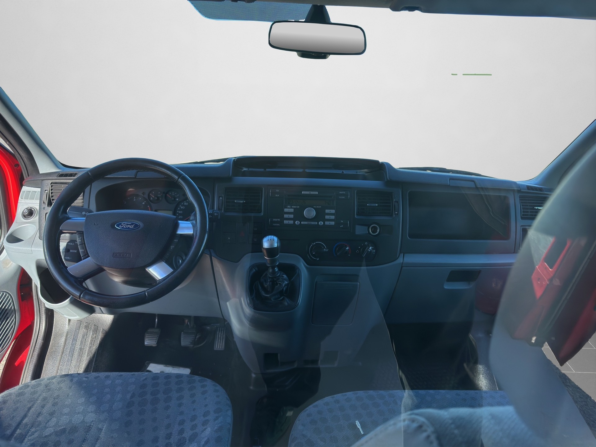 FORD Transit 2.2 TDCi 280 S-image-12