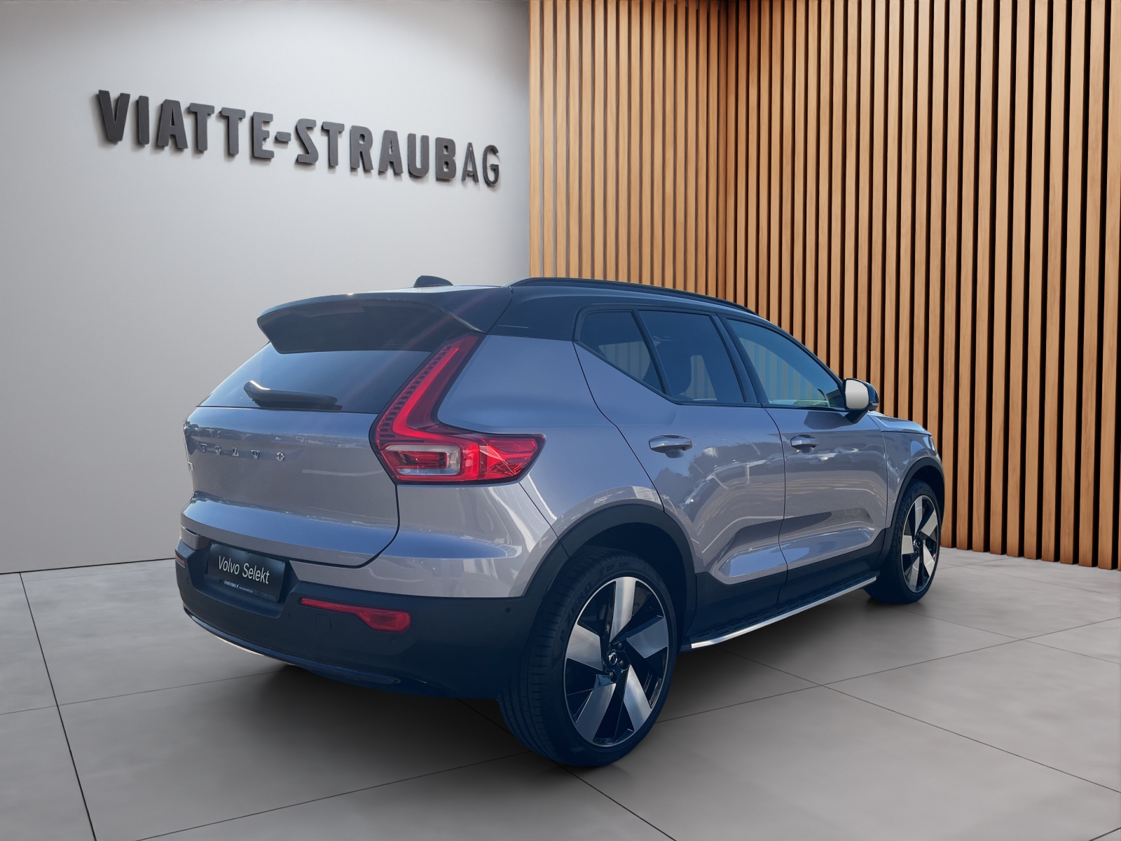VOLVO EX40 Twin Performance Ultra AWD-image-4