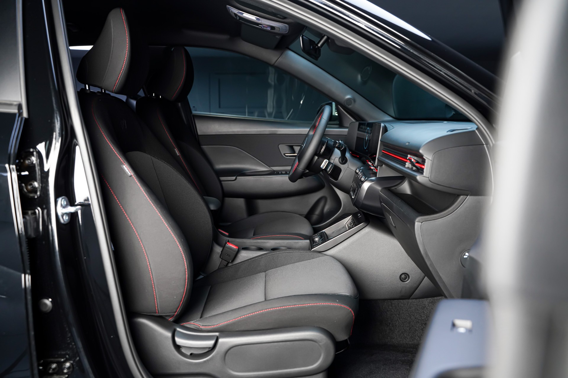 HYUNDAI Kona 1.6 T-GDi N Line DCT-image-16