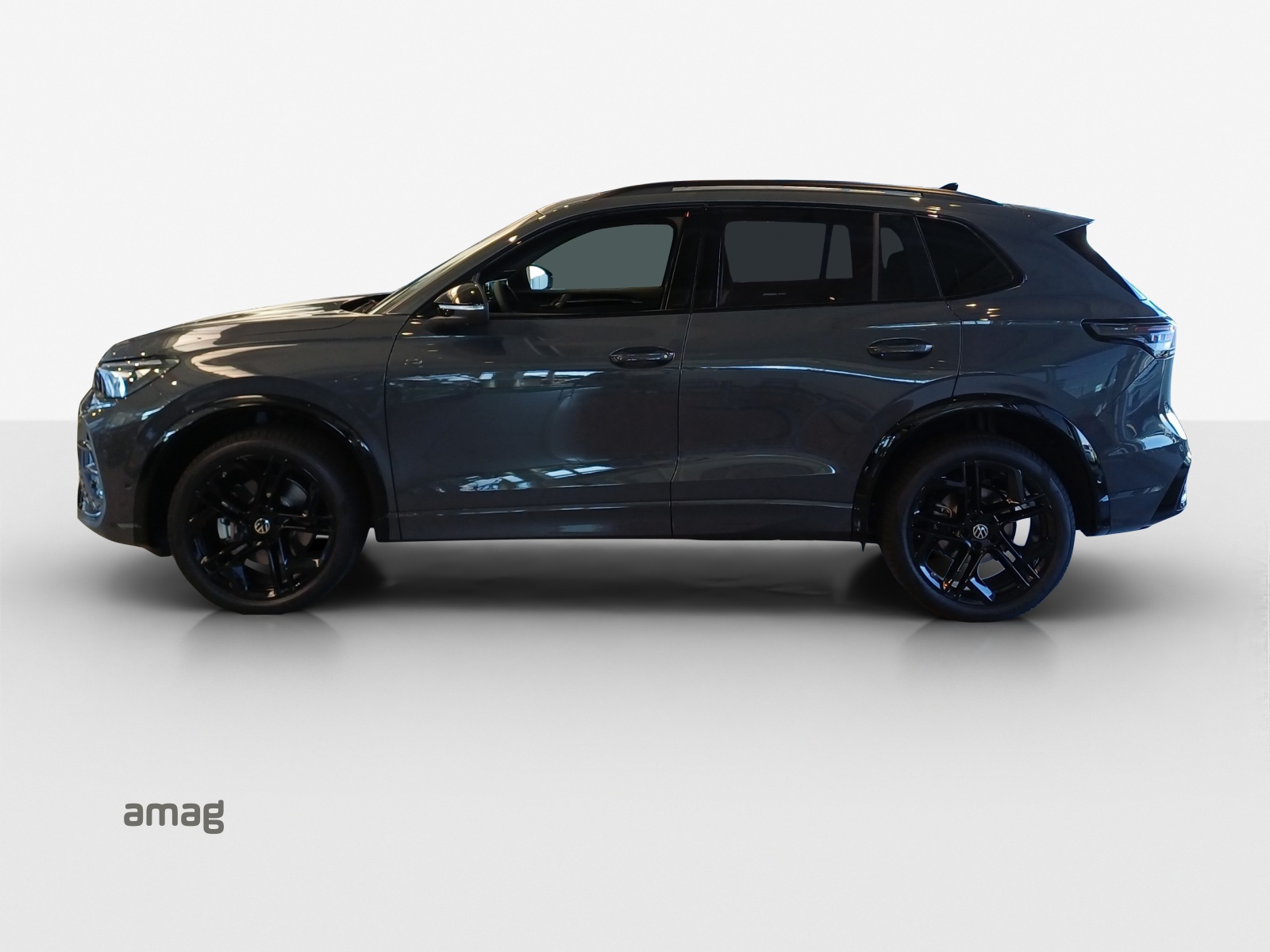 VW Tiguan 2.0 TDI SCR R-Line 4Motion DSG-image-1