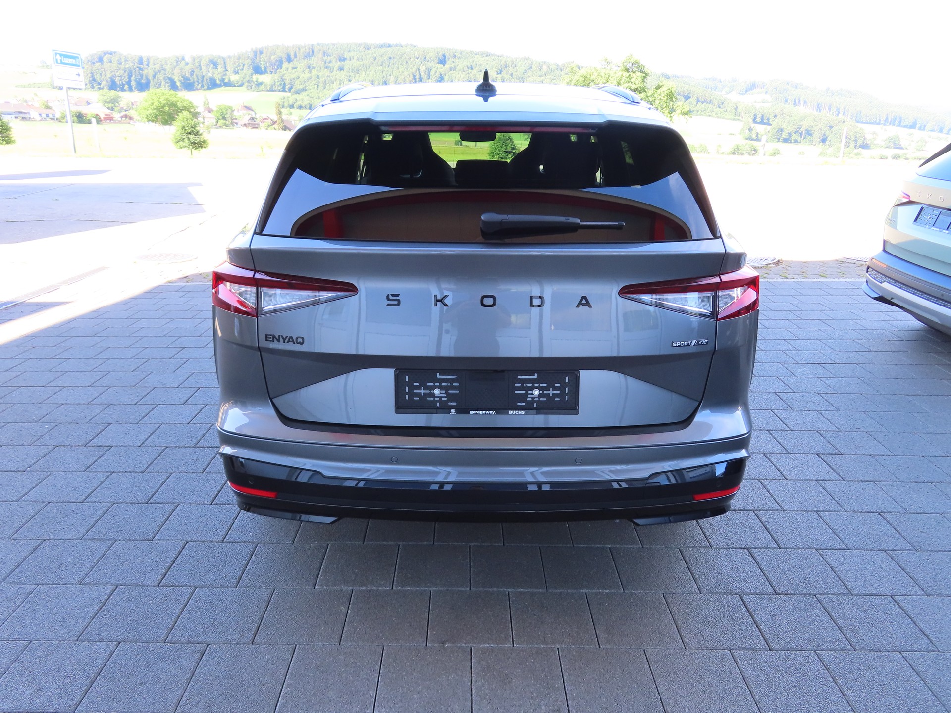 SKODA Enyaq 85x Sportline 4x4-image-13