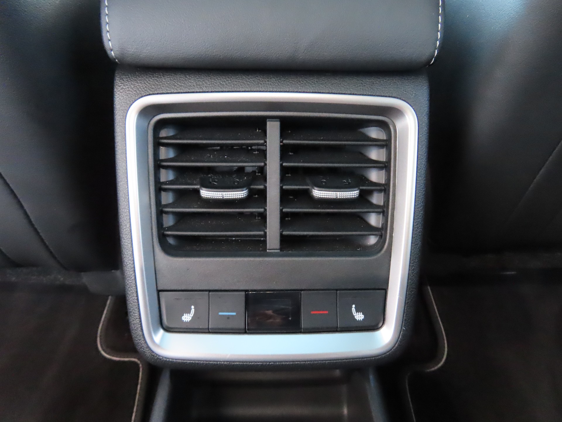 SKODA Enyaq 85x Sportline 4x4-image-12