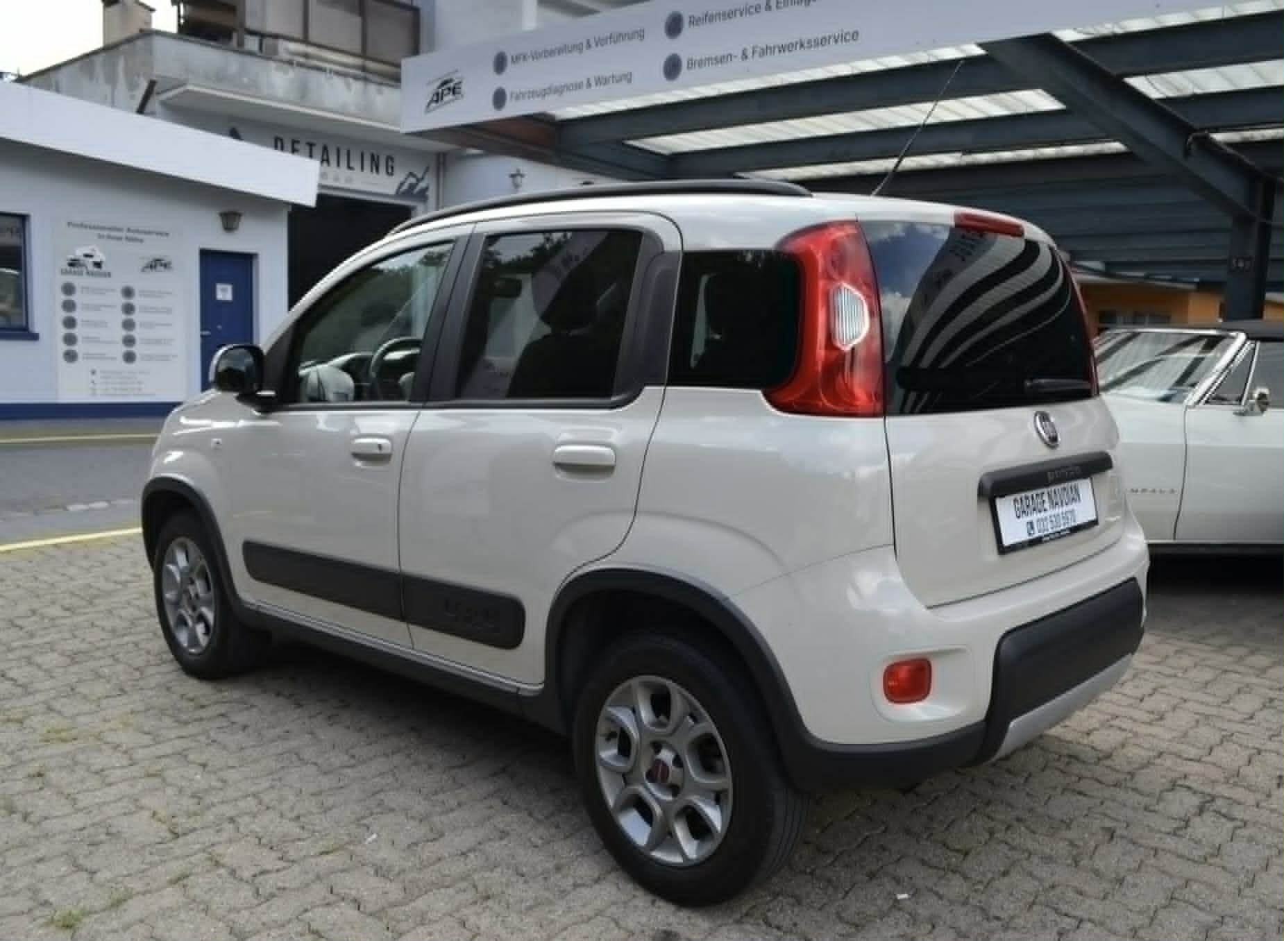 FIAT Panda 0.9 Twinair Turbo Climbing 4x4-image-2