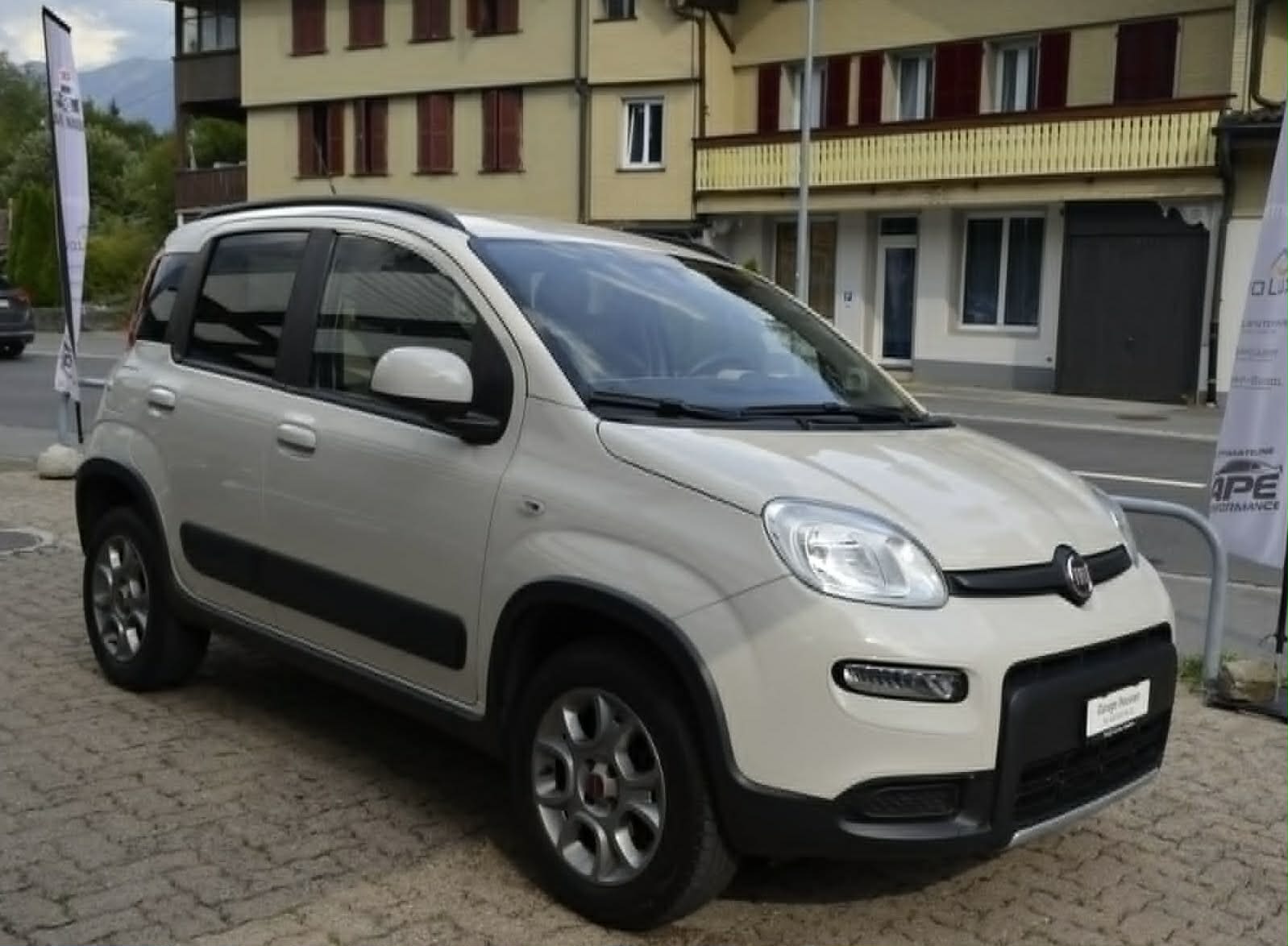 FIAT Panda 0.9 Twinair Turbo Climbing 4x4-image-1