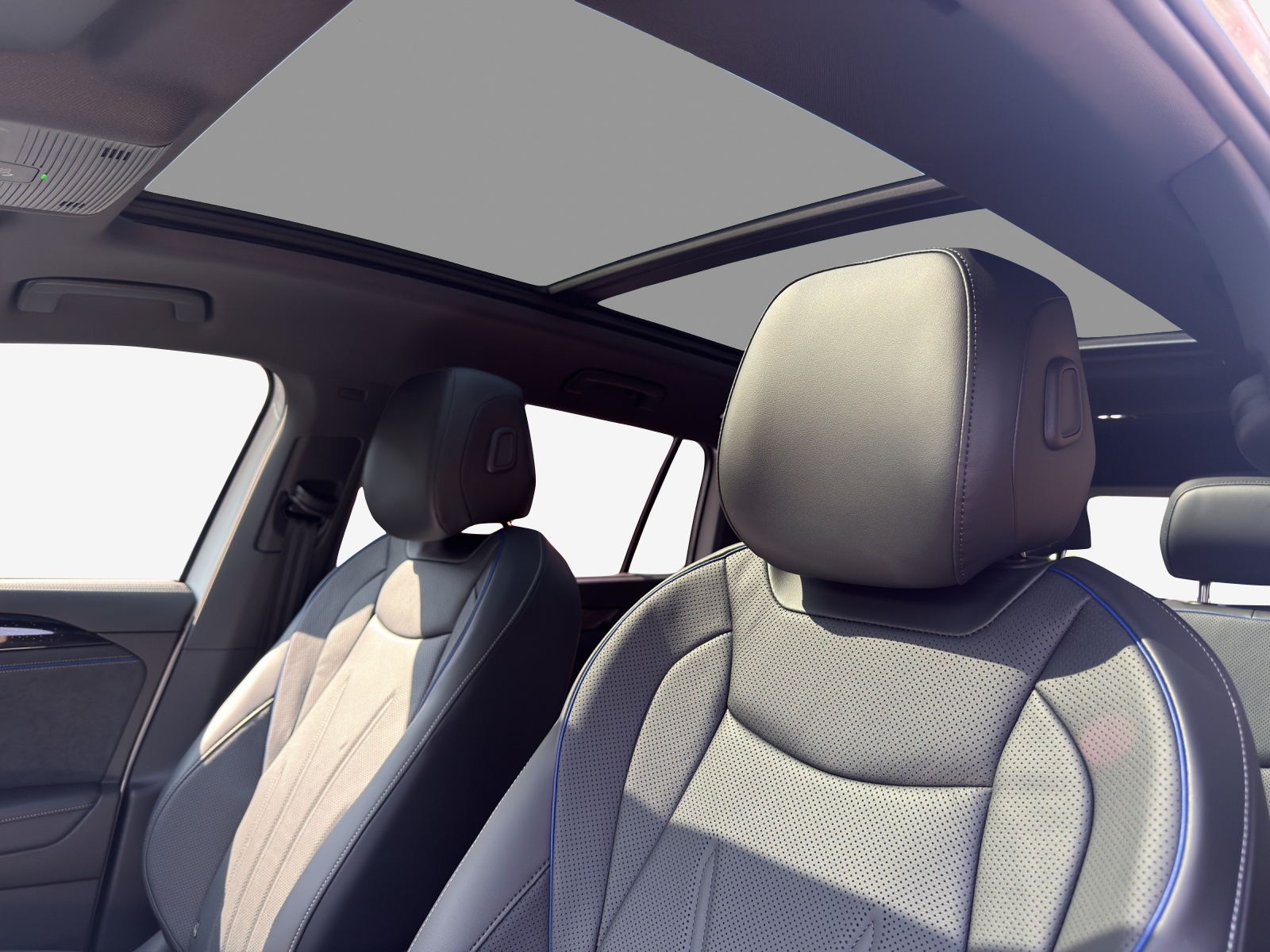 VW Tayron 2.0 TSI R-Line Plus DSG 4Motion-image-13