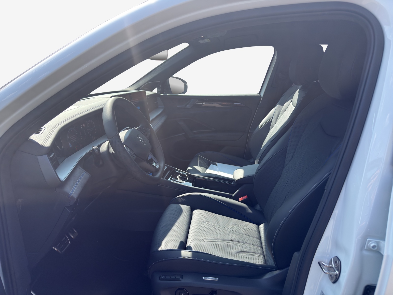 VW Tayron 2.0 TSI R-Line Plus DSG 4Motion-image-7