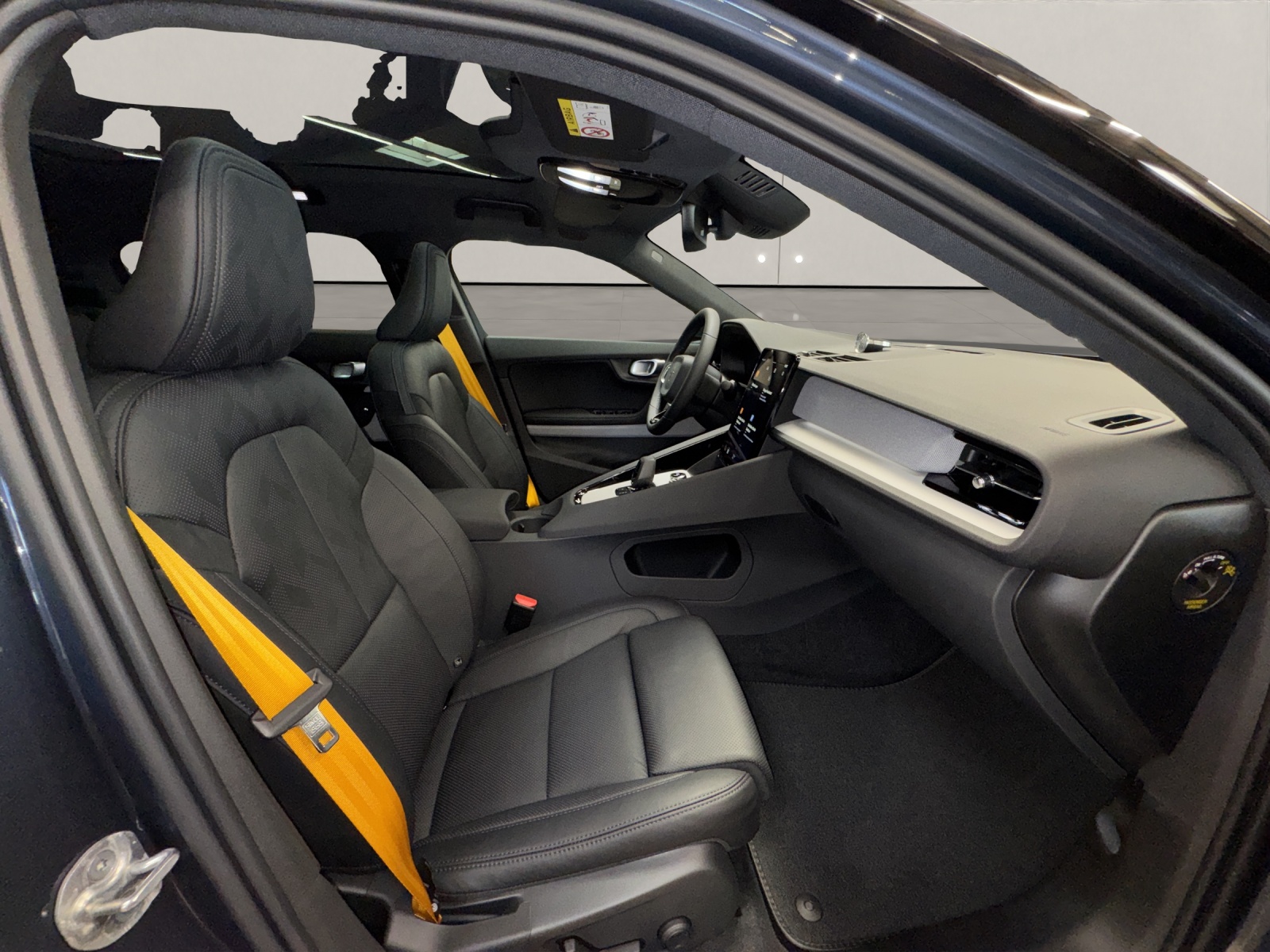 POLESTAR 2 Long Range Dual Motor Performance Prime-image-9