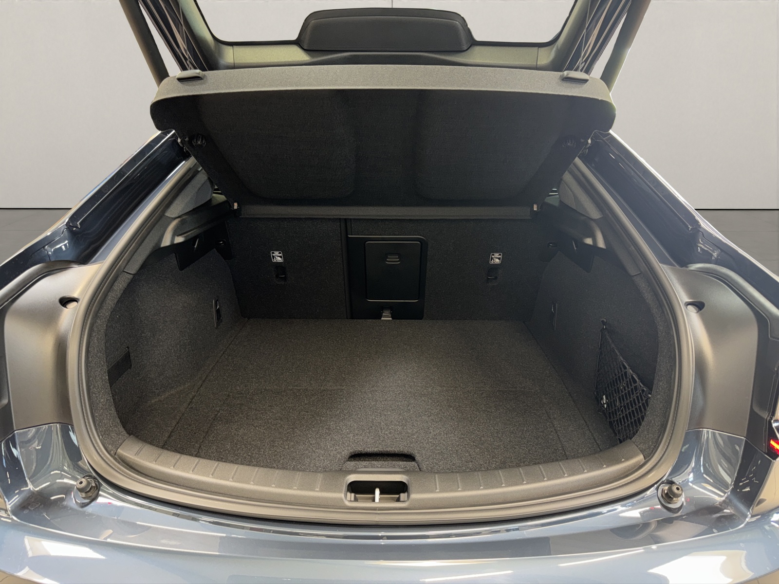 POLESTAR 2 Long Range Dual Motor Performance Prime-image-15