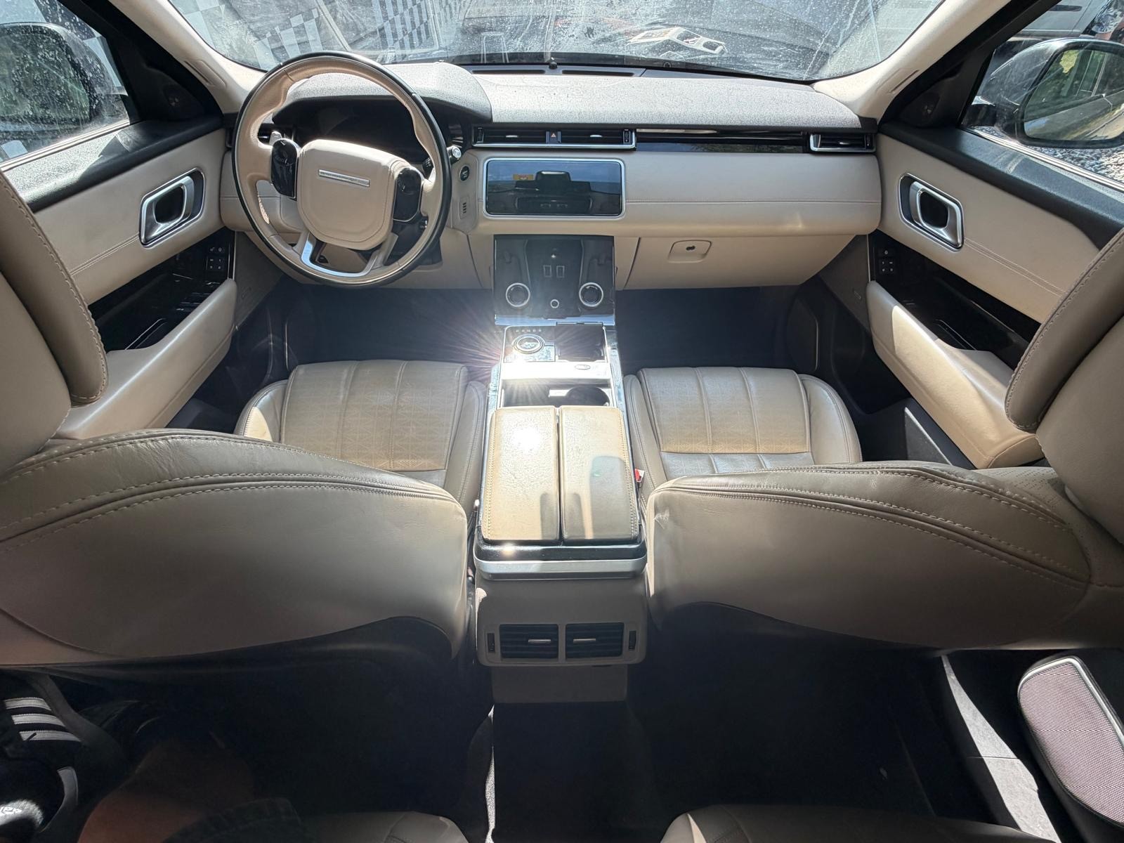 LAND ROVER Range Rover Velar D 240 Automatic-image-11