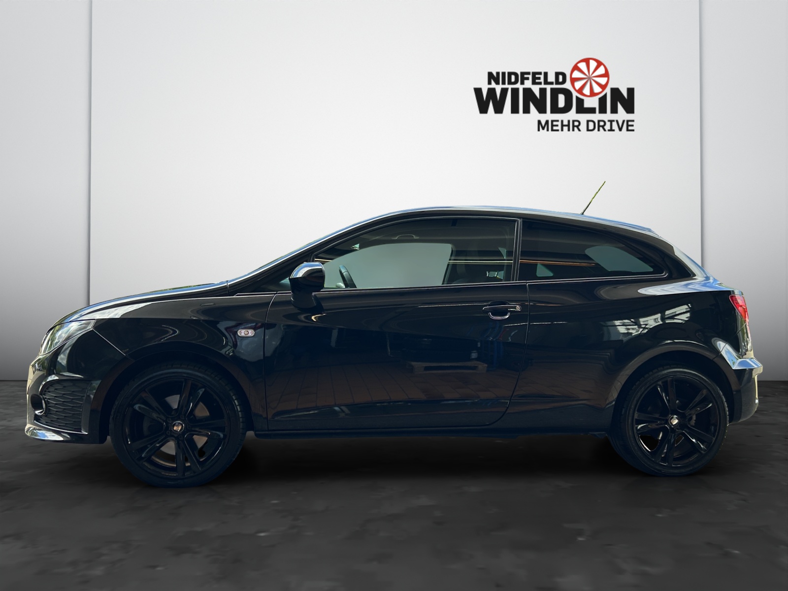 SEAT Ibiza SC 1.4 TSI Cupra R-Evolution DSG-image-2