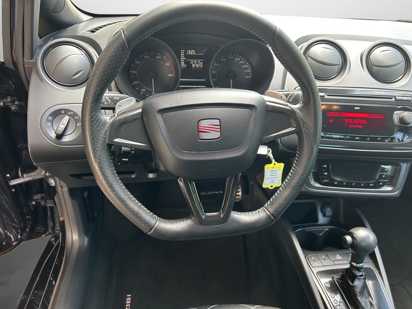 SEAT Ibiza SC 1.4 TSI Cupra R-Evolution DSG-image-5