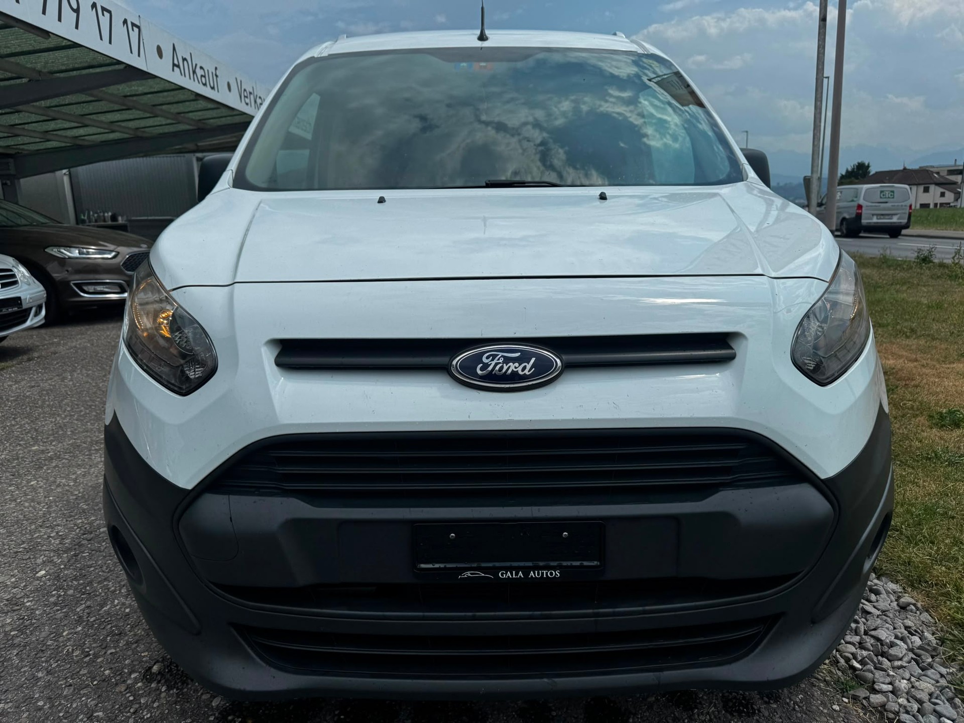 FORD Transit Connect Van T220 1.6 TDCi Ambiente-image-1
