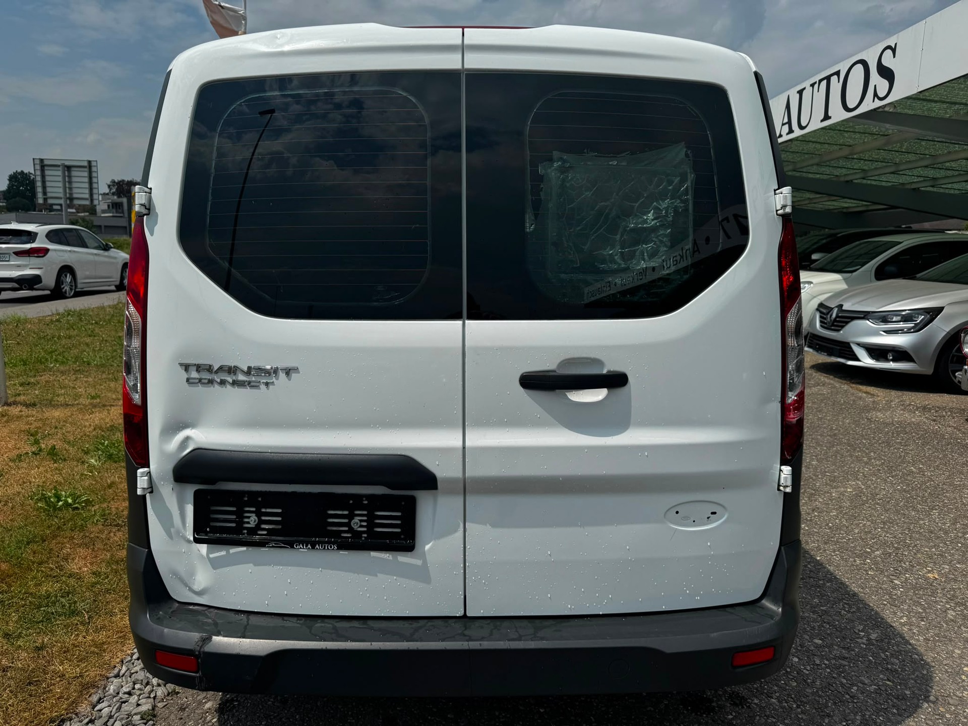 FORD Transit Connect Van T220 1.6 TDCi Ambiente-image-5