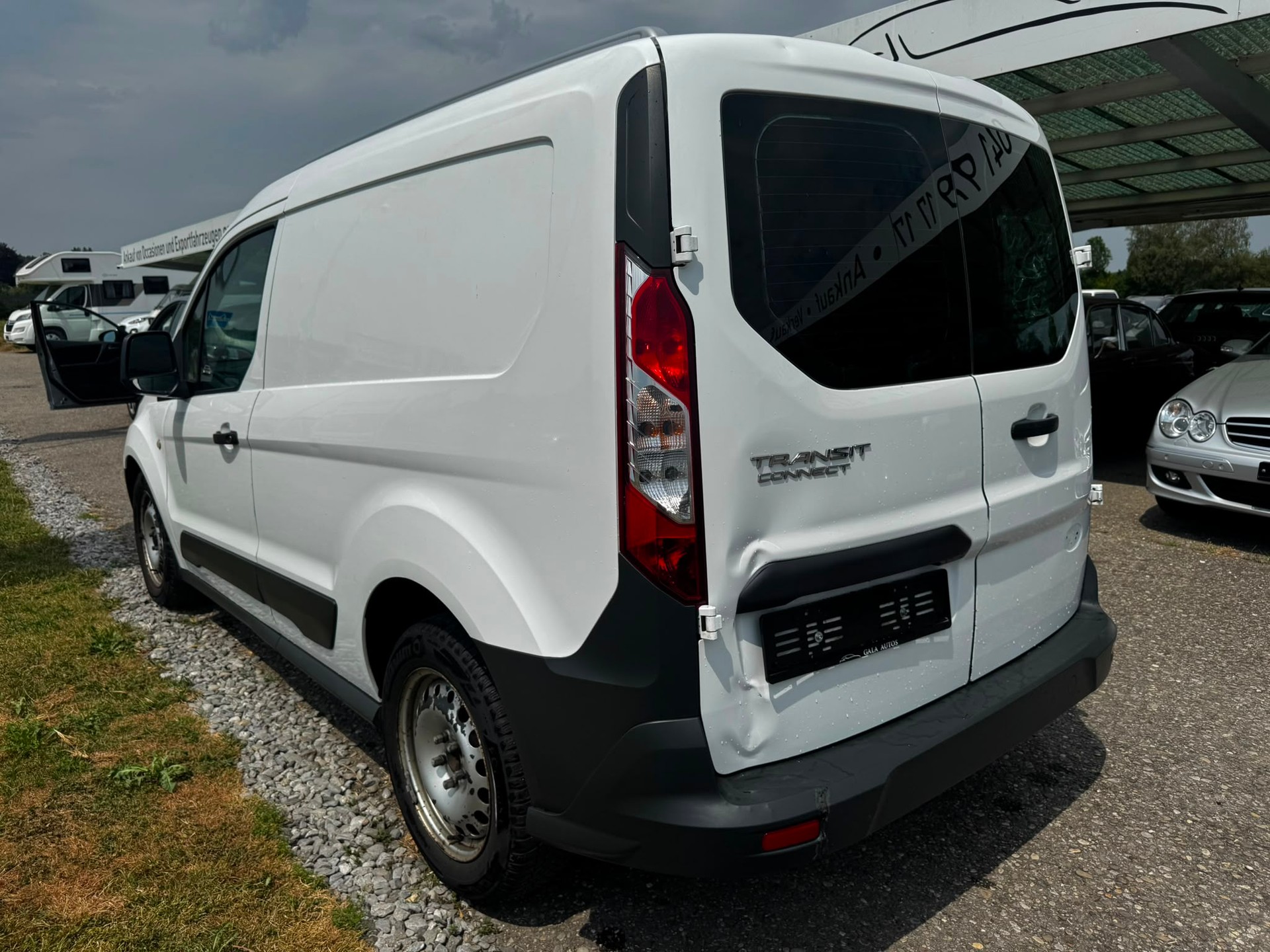 FORD Transit Connect Van T220 1.6 TDCi Ambiente-image-6