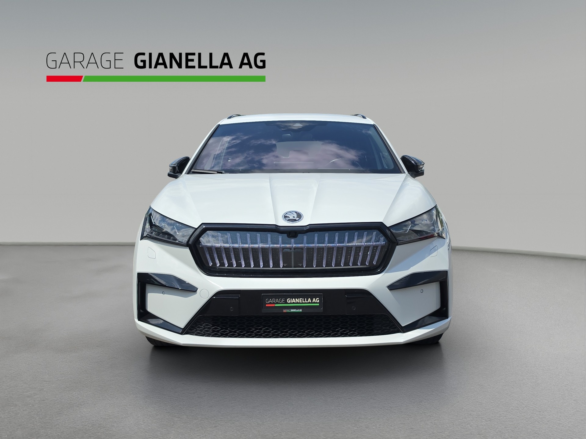 SKODA Enyaq 85 Sportline-showroom-element-3