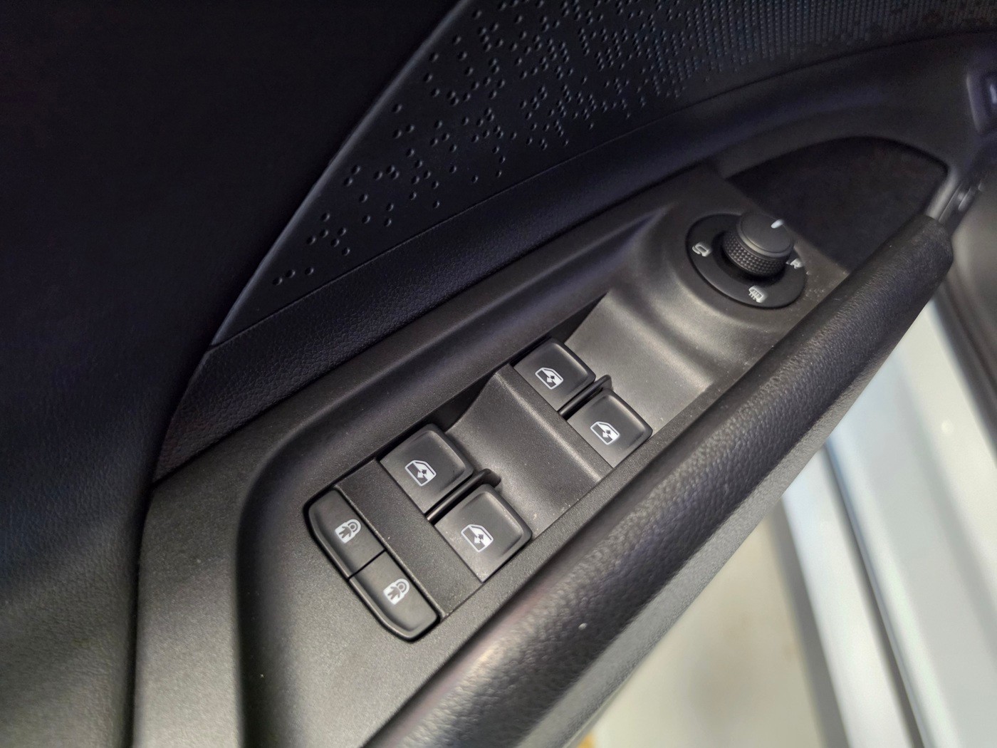 SKODA Enyaq 85 Sportline-image-18