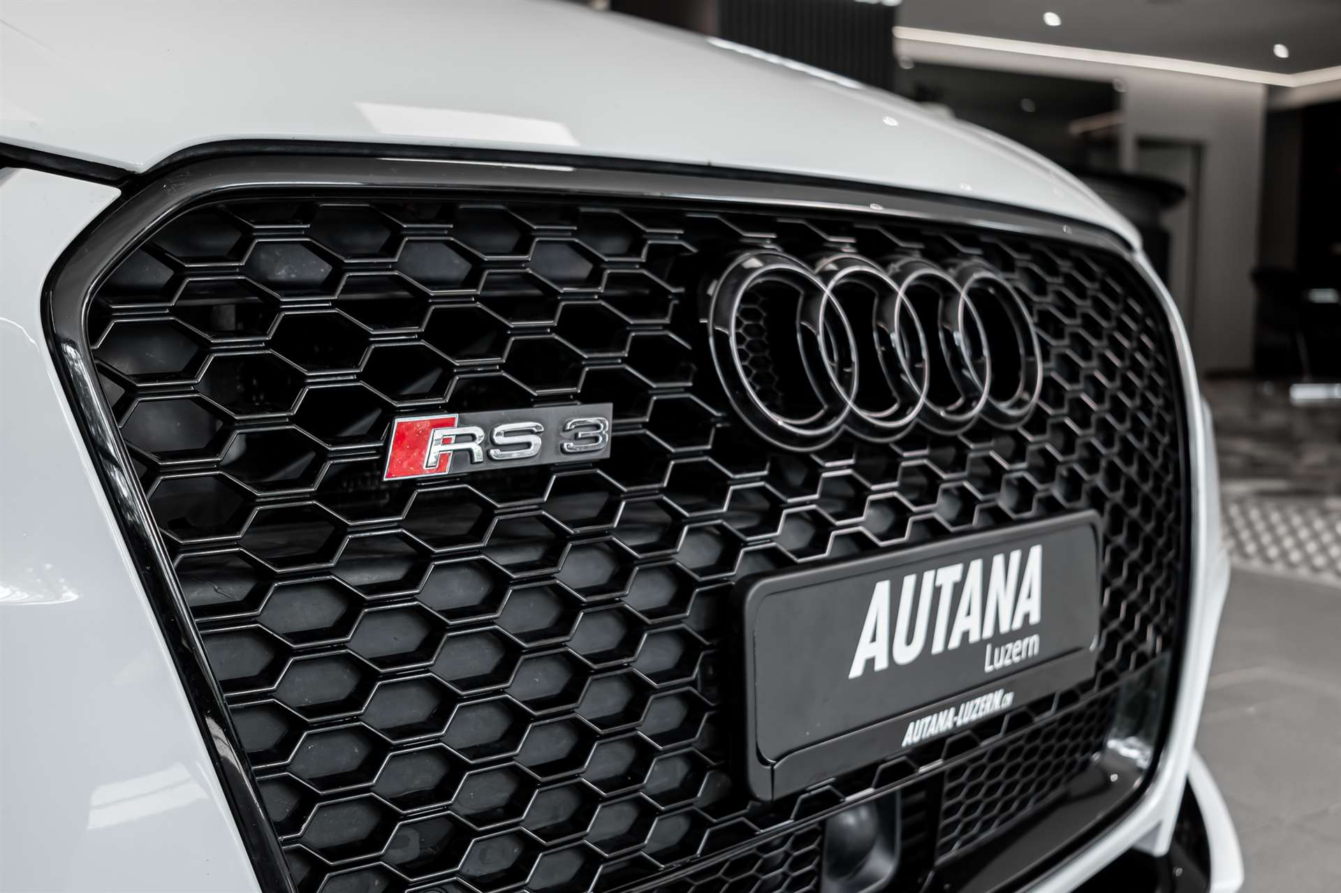 AUDI RS3 2.5 TSI quattro S-tronic *Sportec 420 PS*-image-28