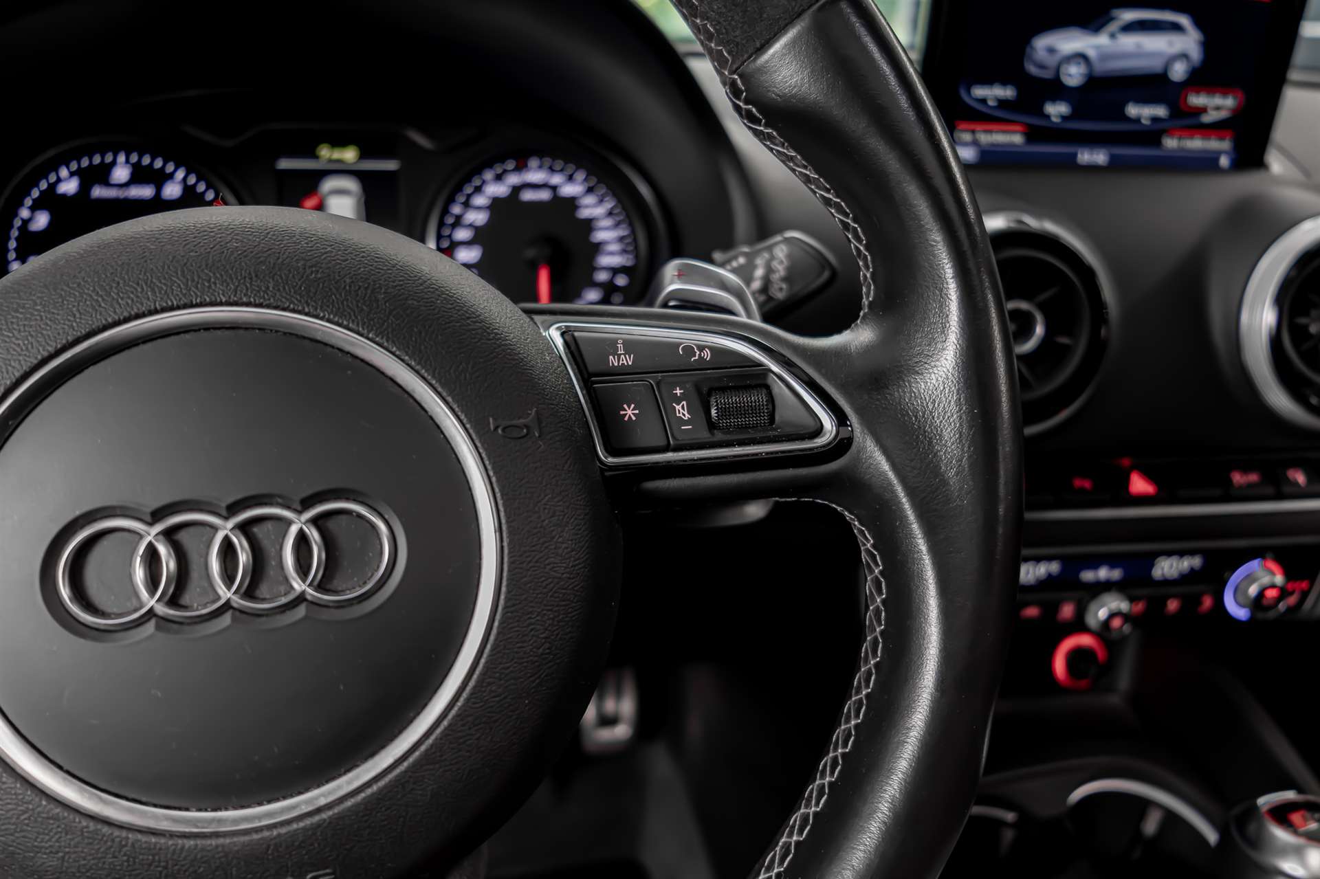 AUDI RS3 2.5 TSI quattro S-tronic *Sportec 420 PS*-image-10