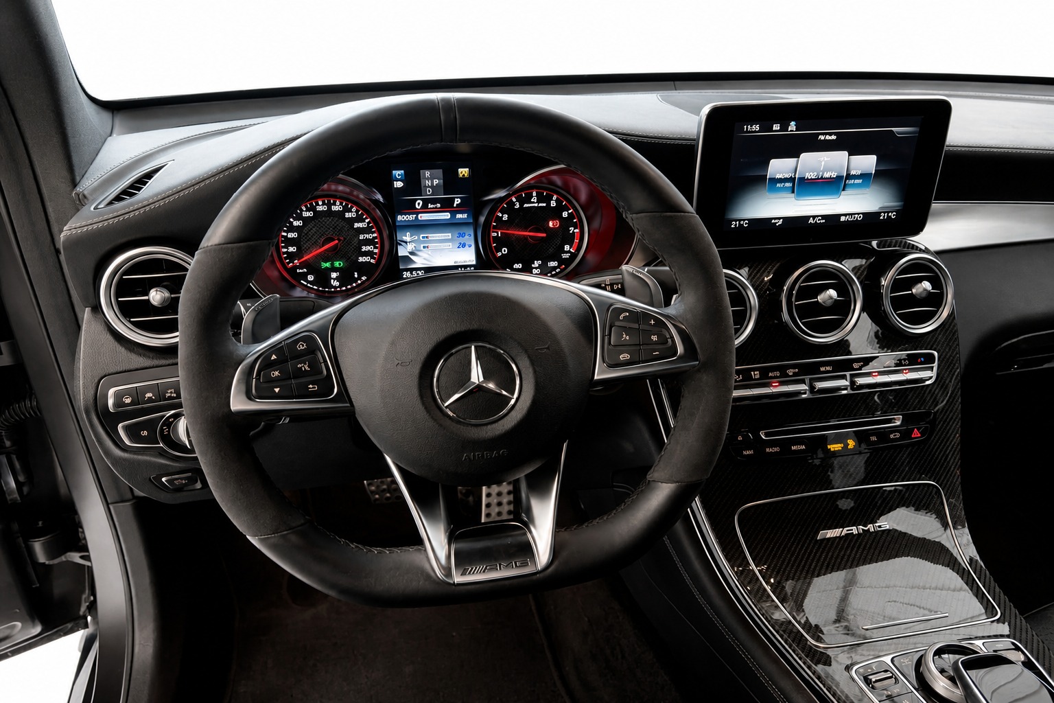 MERCEDES-BENZ GLC Coupé 63 S AMG 4Matic+ 9G-Tronic-image-11