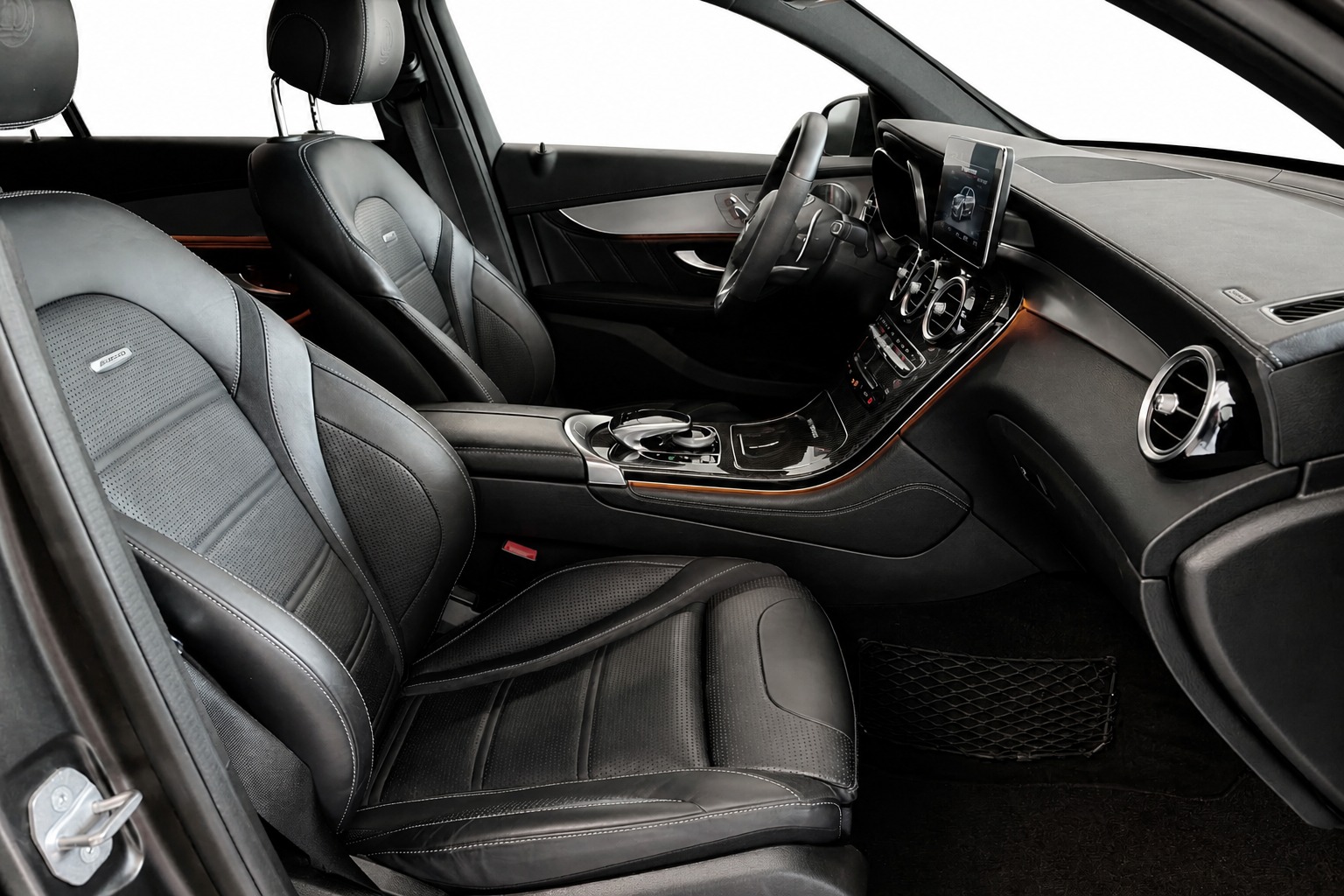 MERCEDES-BENZ GLC Coupé 63 S AMG 4Matic+ 9G-Tronic-image-19