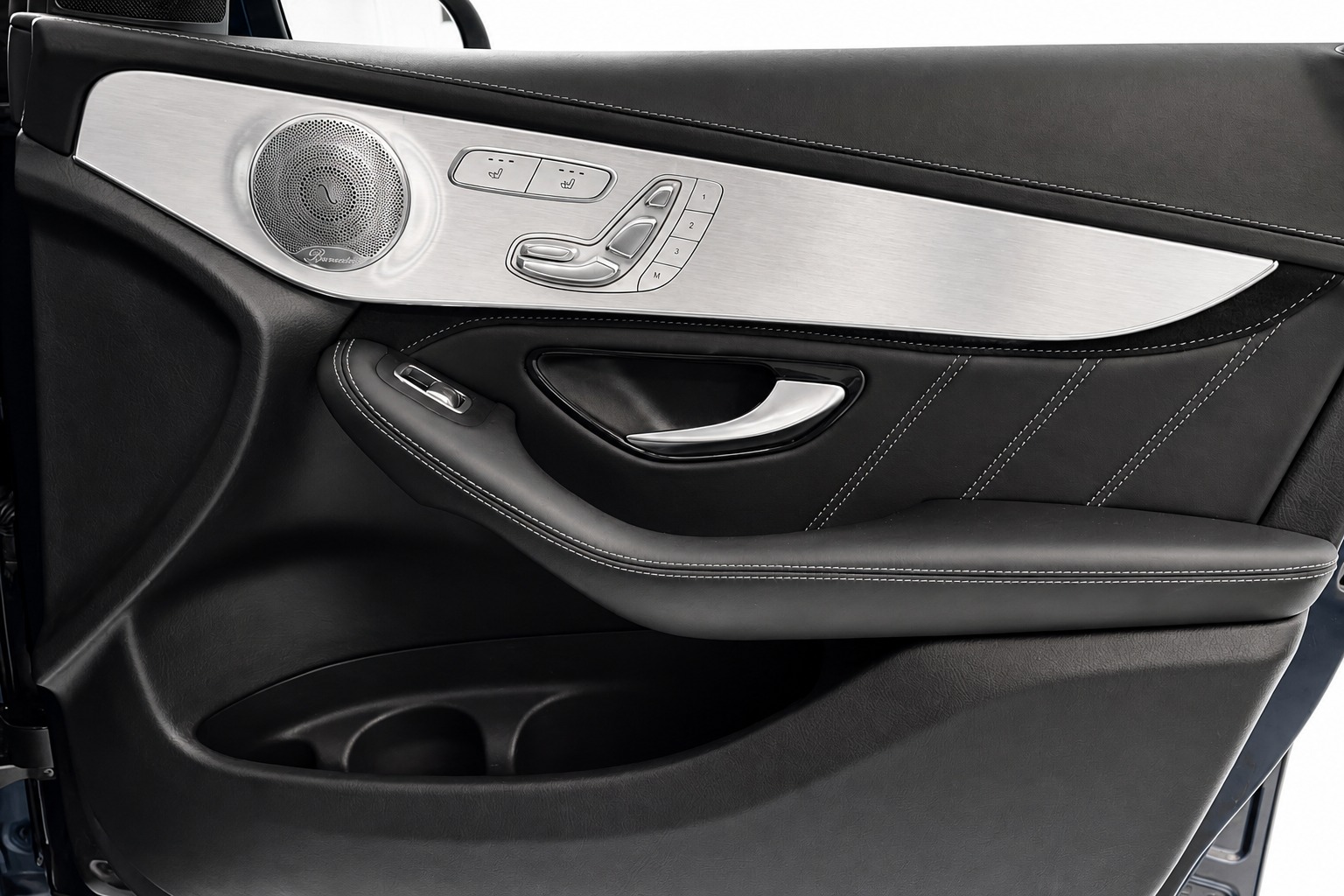 MERCEDES-BENZ GLC Coupé 63 S AMG 4Matic+ 9G-Tronic-image-18
