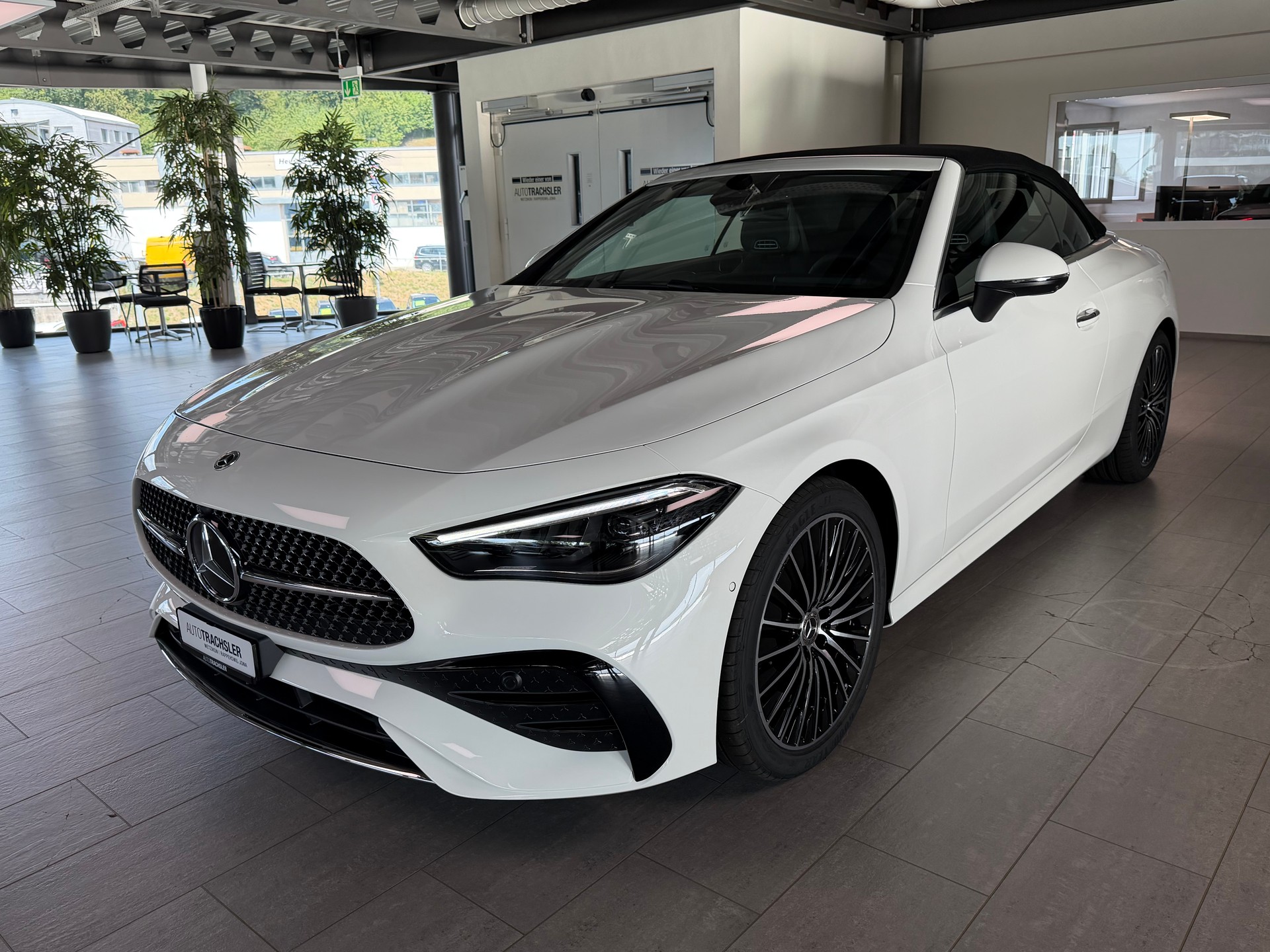 MERCEDES-BENZ CLE 200 Cabrio 4Matic 9G-Tronic-image-1