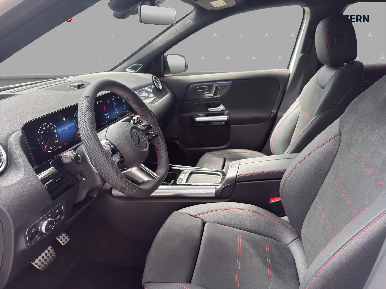 MERCEDES-BENZ GLA 250 4Matic 8G-DCT Swiss Star-image-7