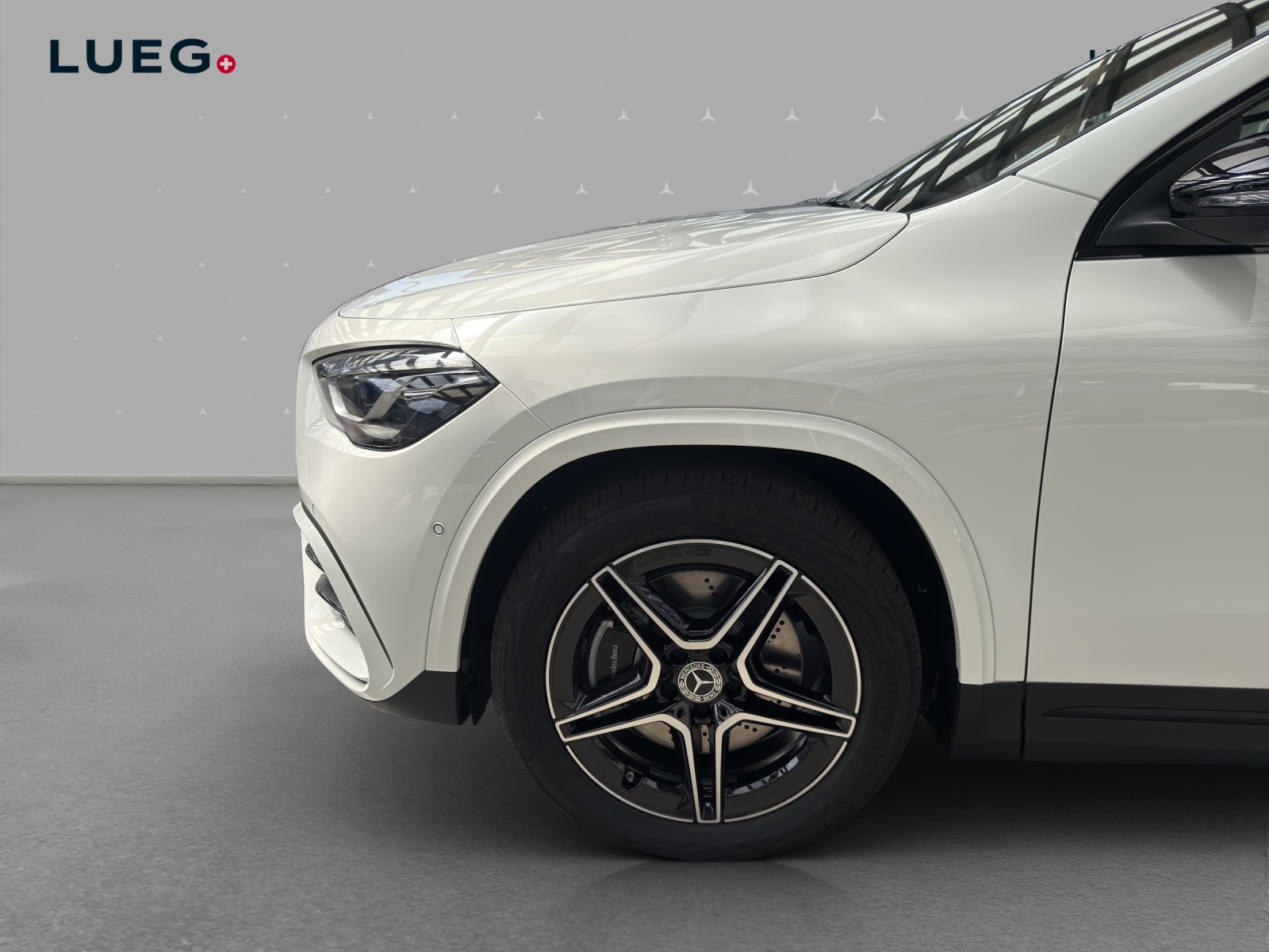MERCEDES-BENZ GLA 250 4Matic 8G-DCT Swiss Star-image-6