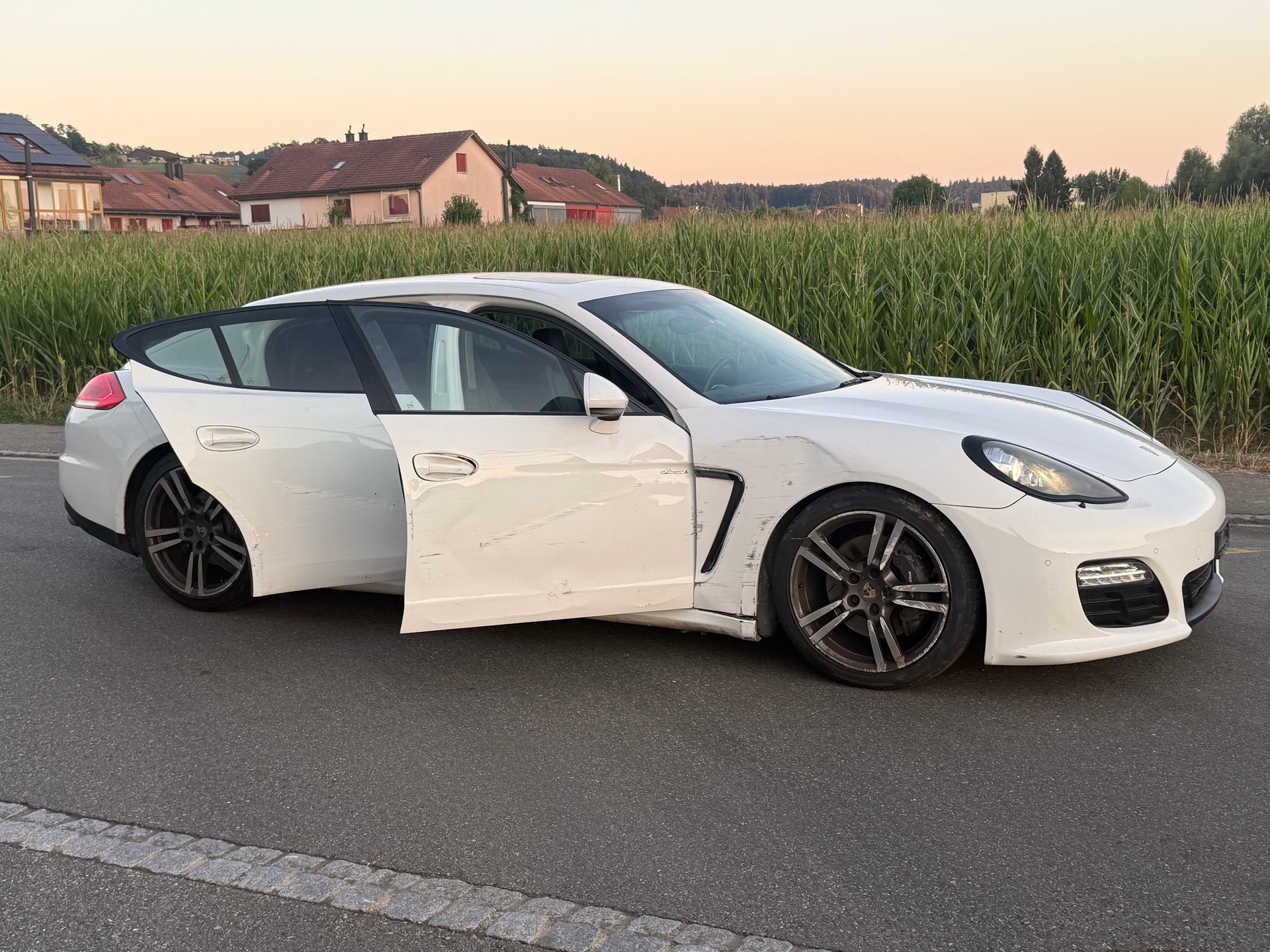 PORSCHE Panamera 3.0 Diesel Tiptronic-image-9
