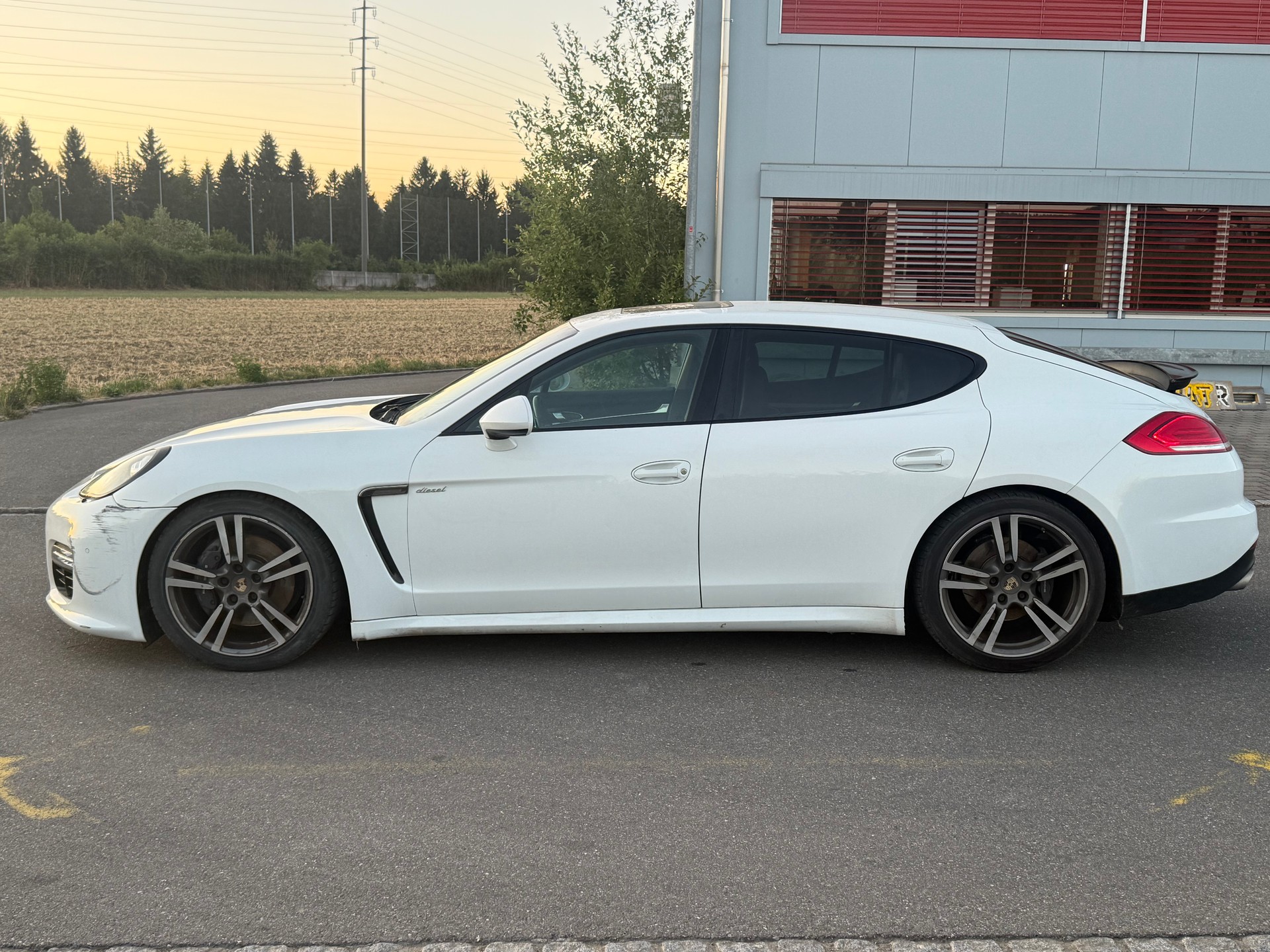 PORSCHE Panamera 3.0 Diesel Tiptronic-image-3