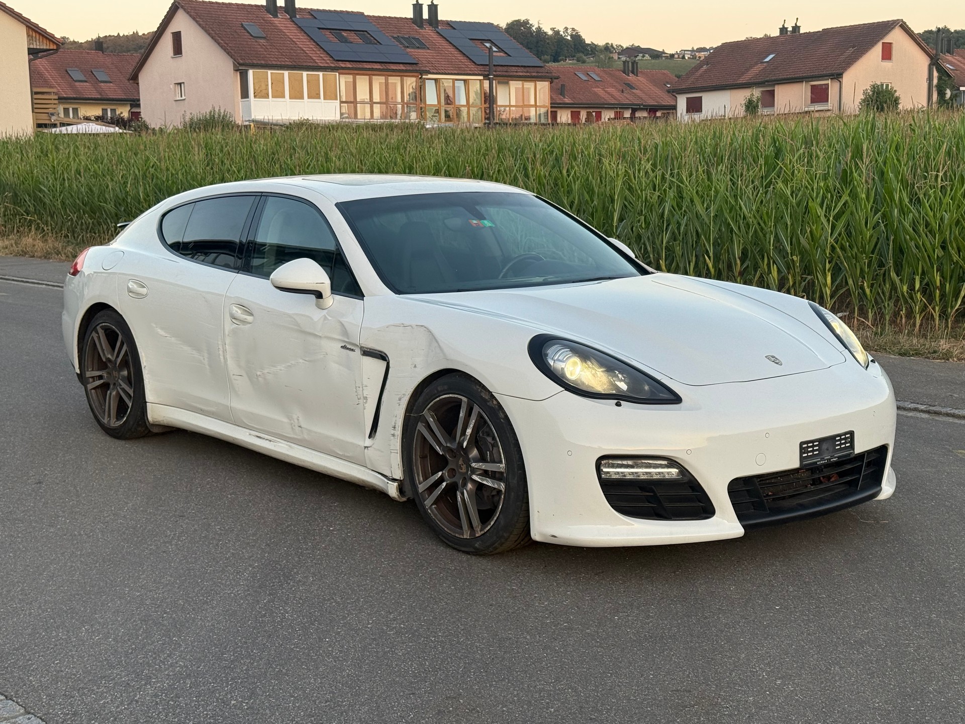 PORSCHE Panamera 3.0 Diesel Tiptronic-image-0