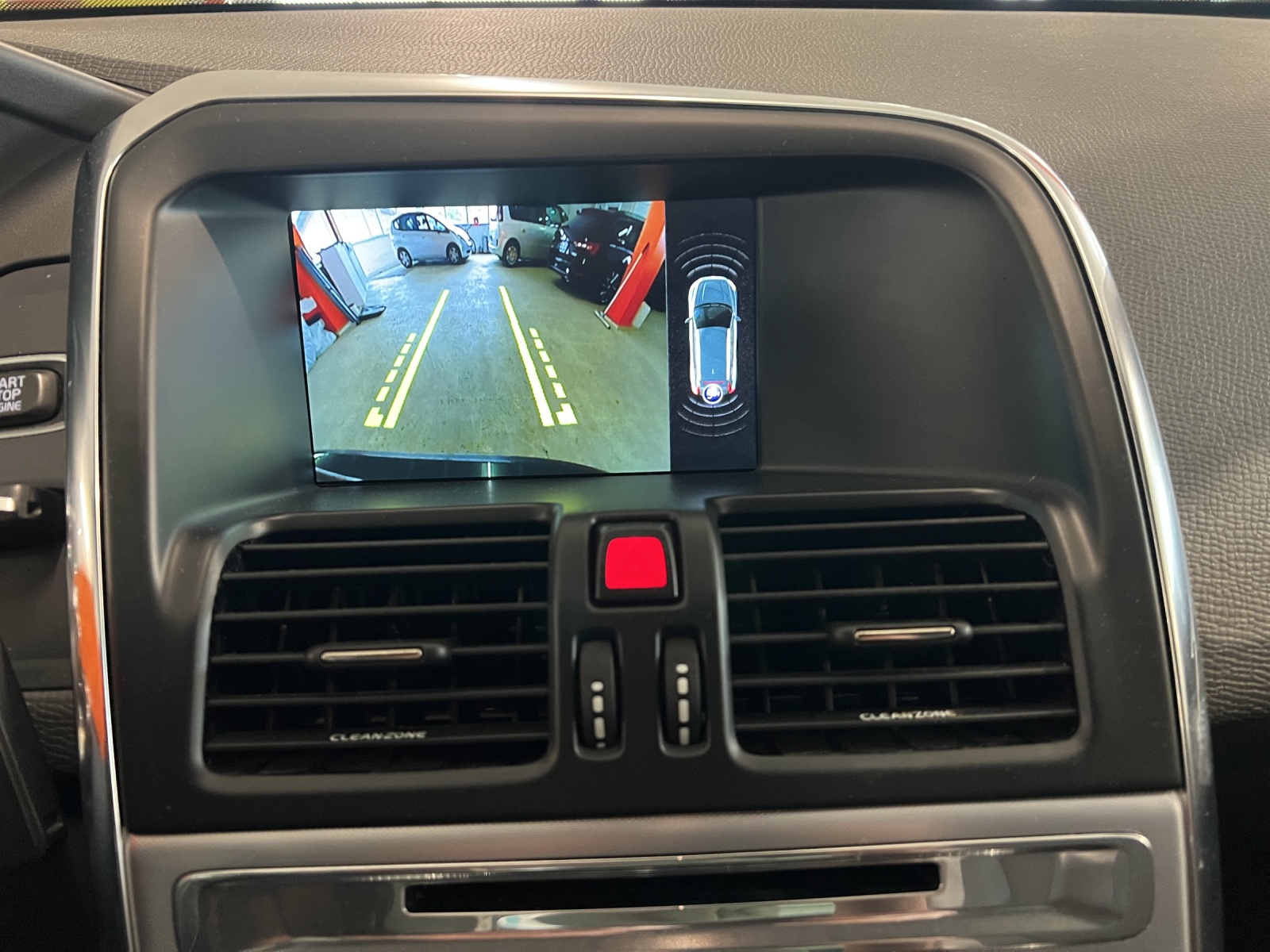 VOLVO XC60 D4 AWD Summum Geartronic-image-14