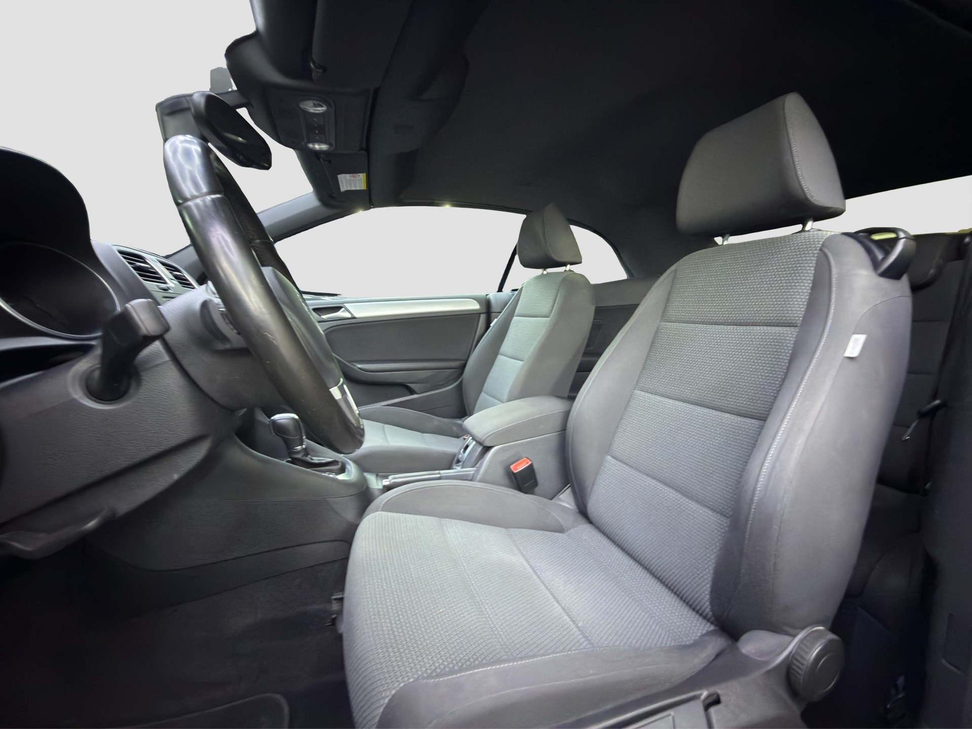 VW Golf Cabrio 1.4 TSI DSG-image-12