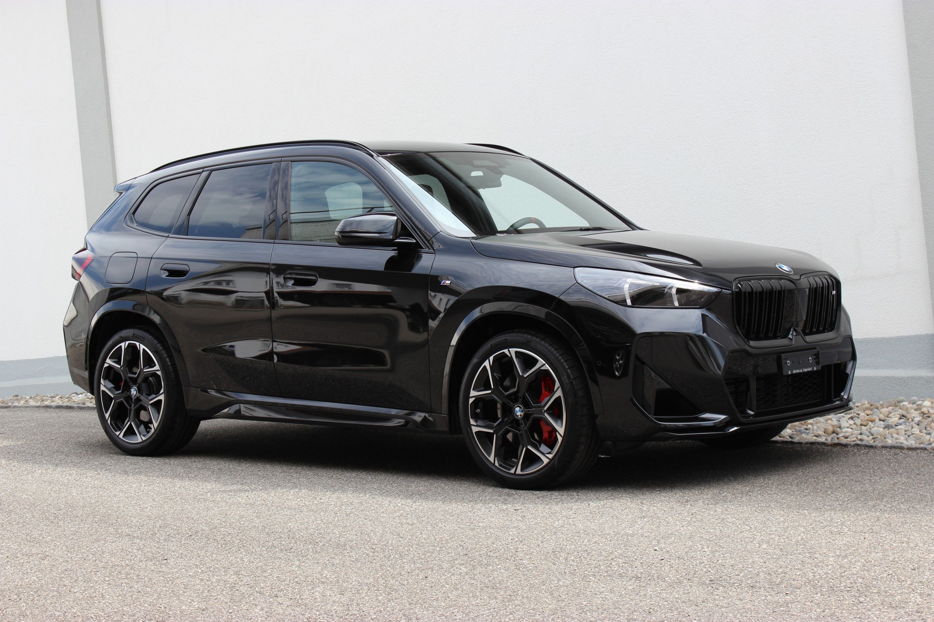 BMW X1 xDrive M35i-image-4