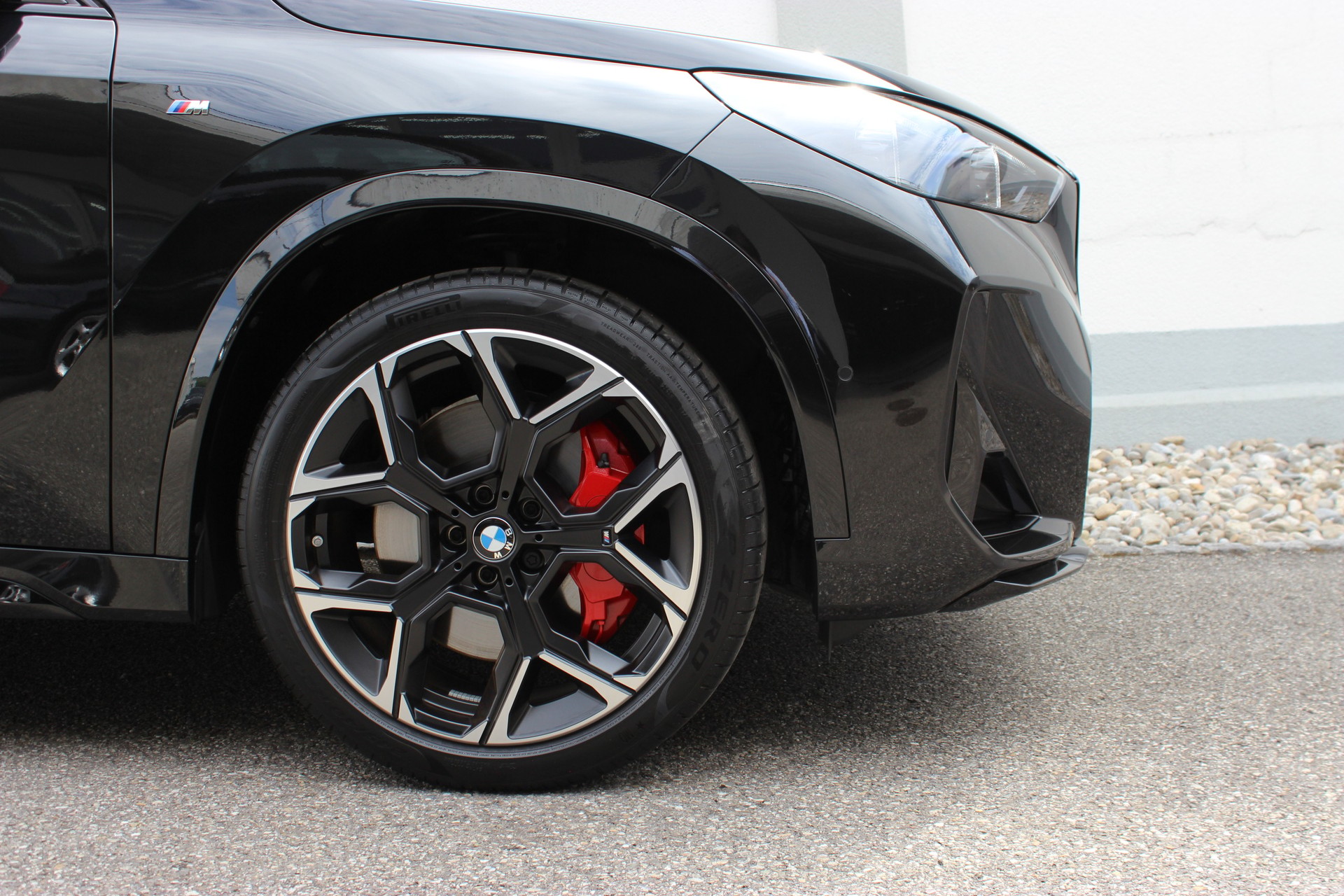 BMW X1 xDrive M35i-image-6
