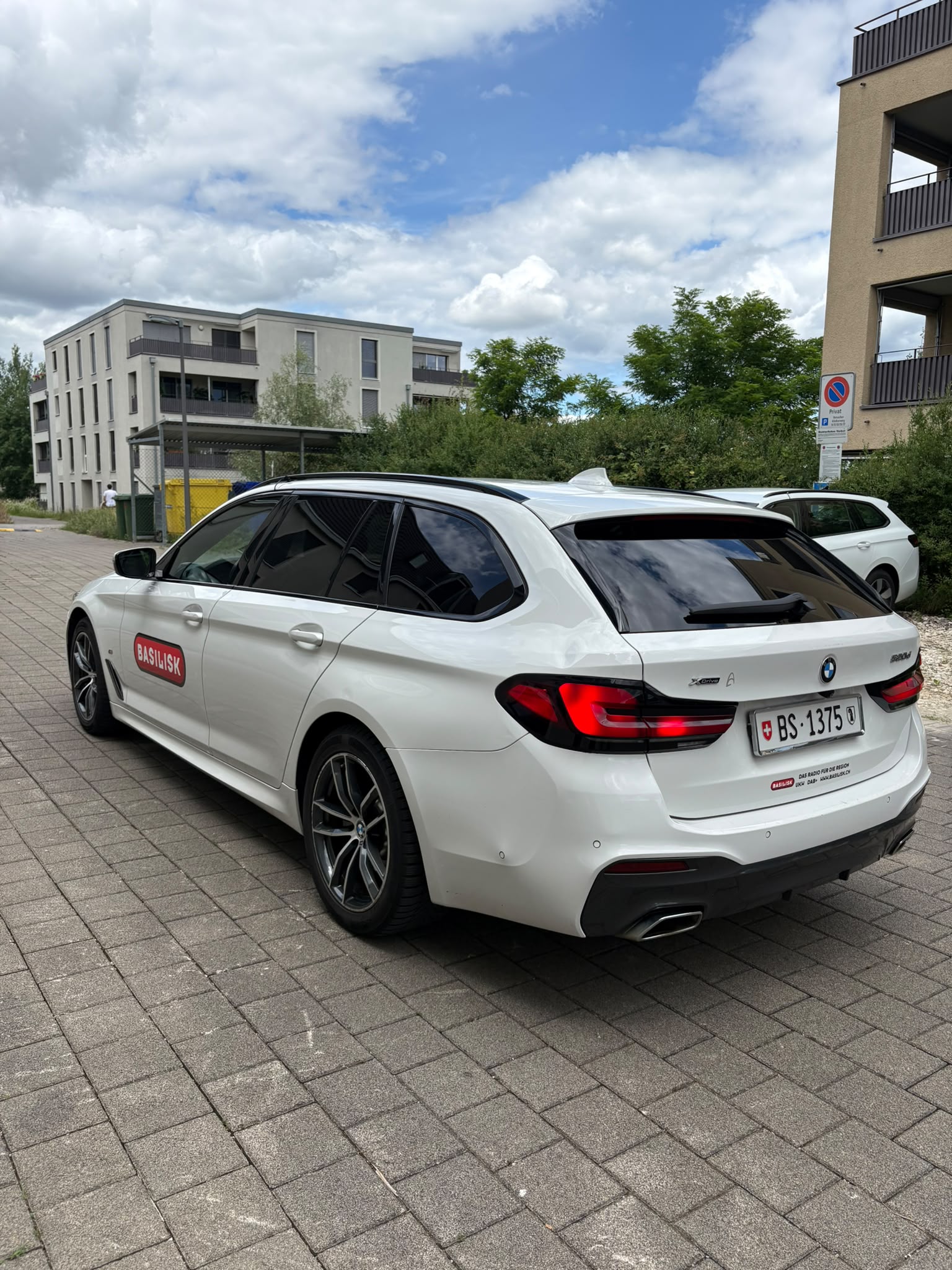 BMW 520d xDrive 48V Tour M Sport | Frisch ab MFK-image-18