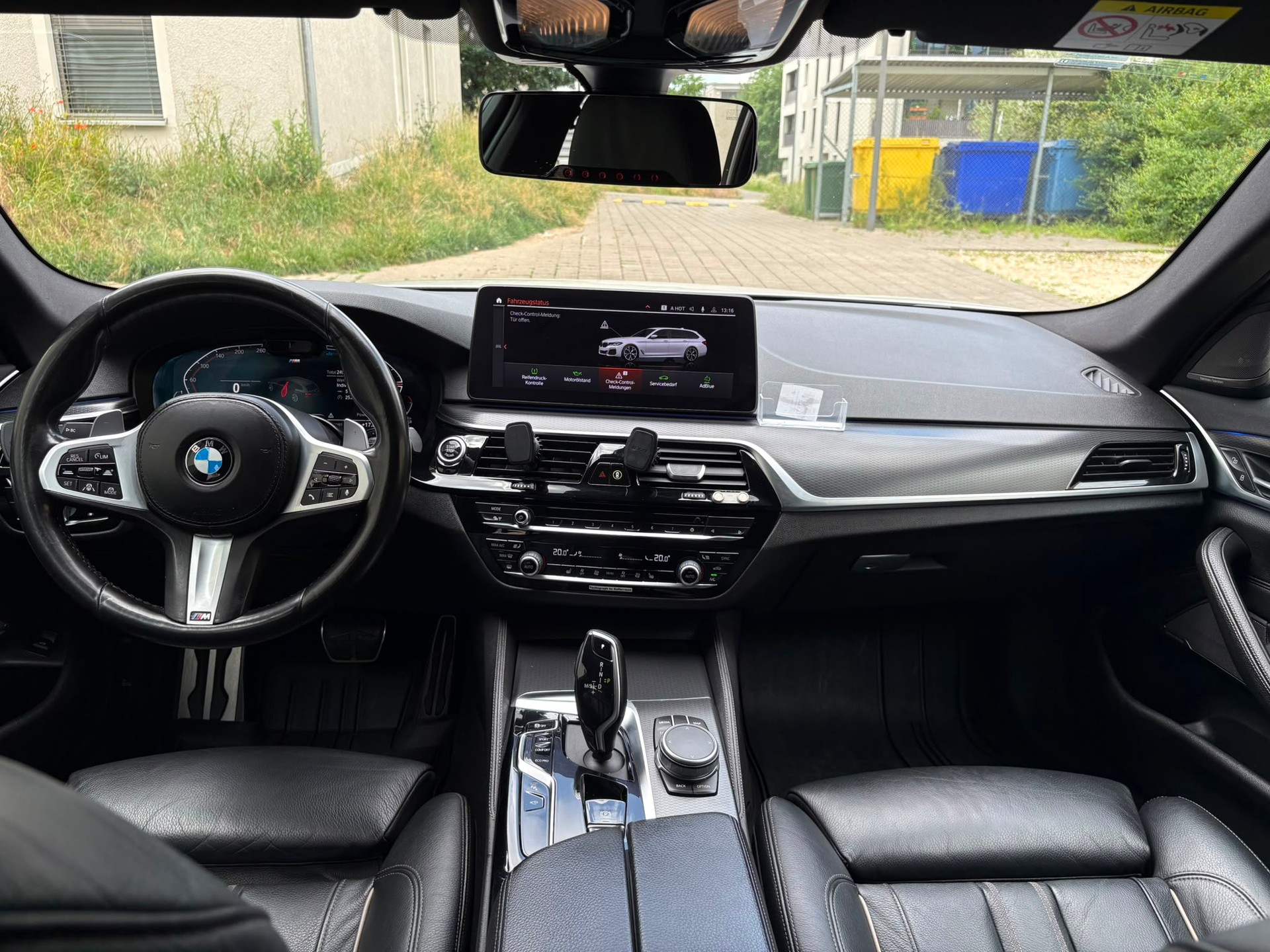 BMW 520d xDrive 48V Tour M Sport | Frisch ab MFK-image-3