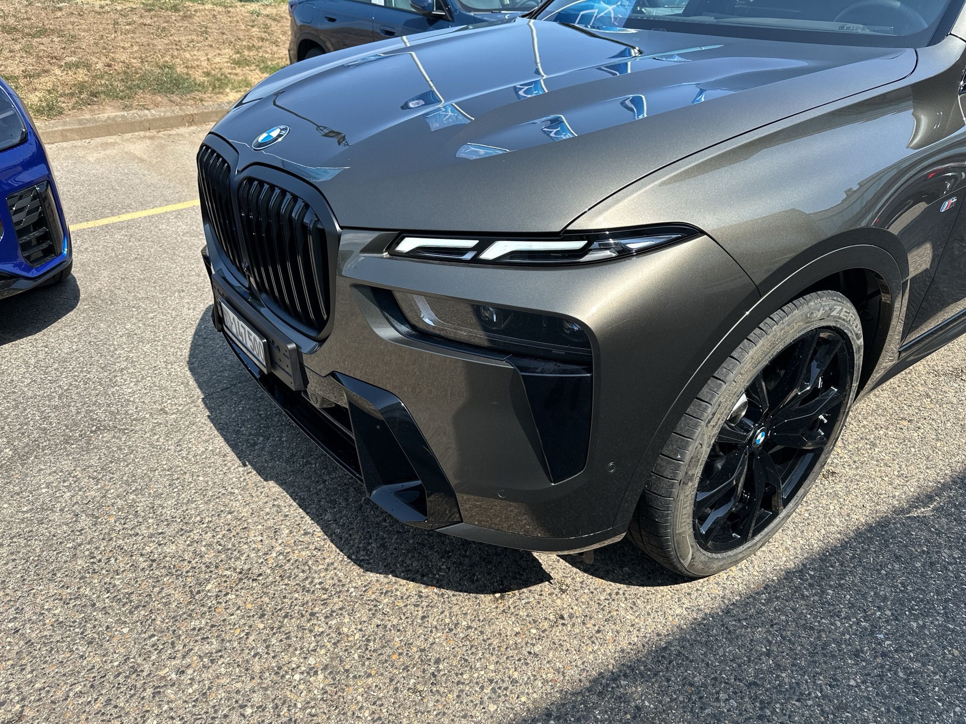 BMW X7 xDrive 48V 40d M Sport Pro Steptronic-image-16