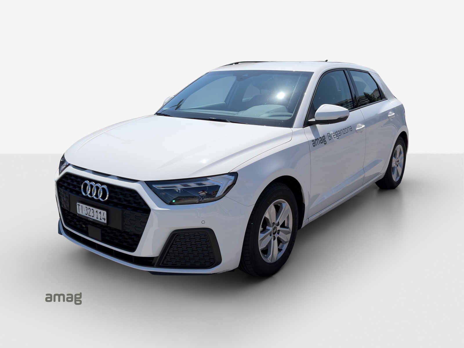 AUDI A1 Sportback 30 TFSI Attraction S-tronic-image-0