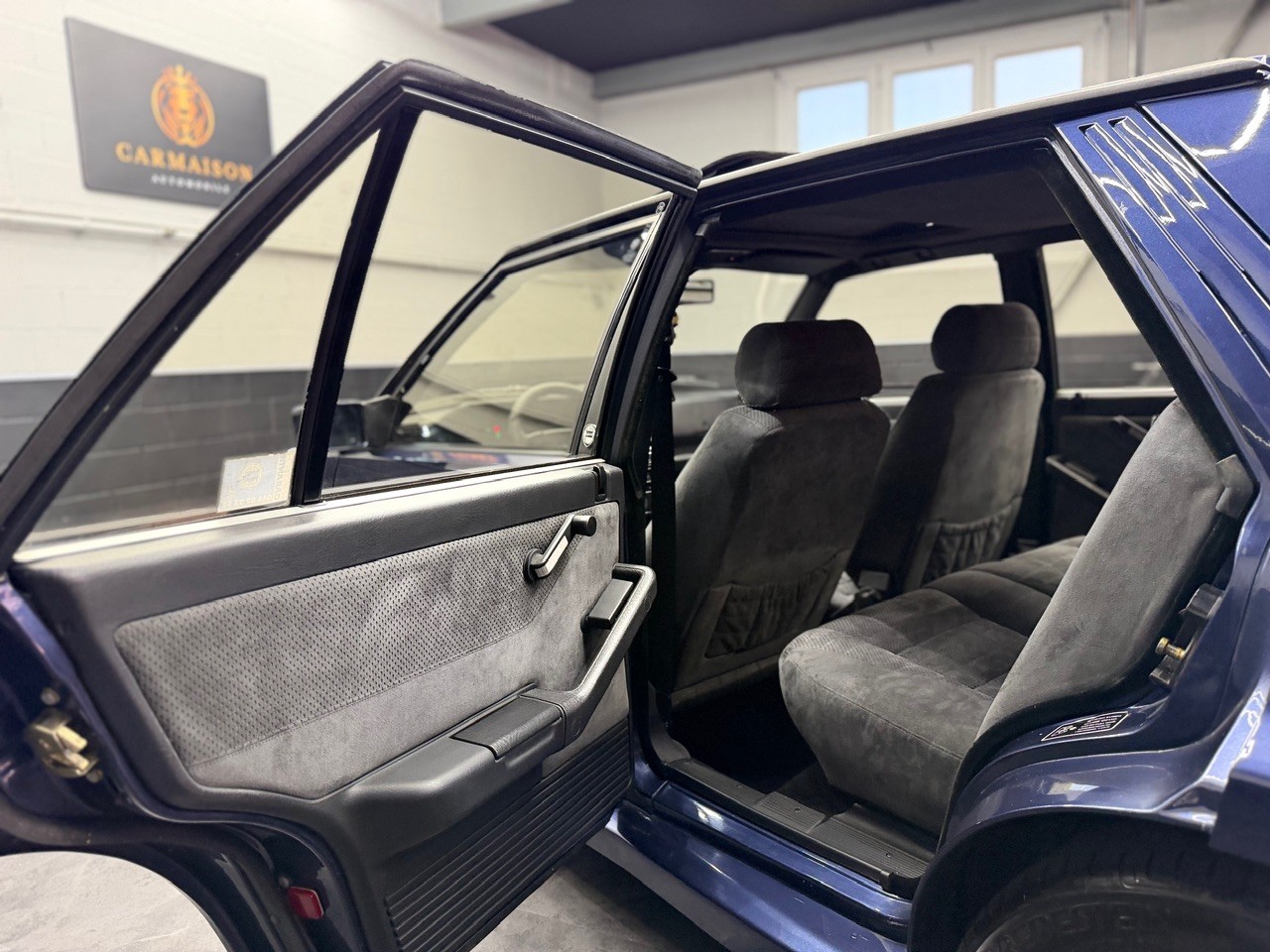 LANCIA Delta HF Integrale Evo | Schiebedach | Blue Madras-image-19
